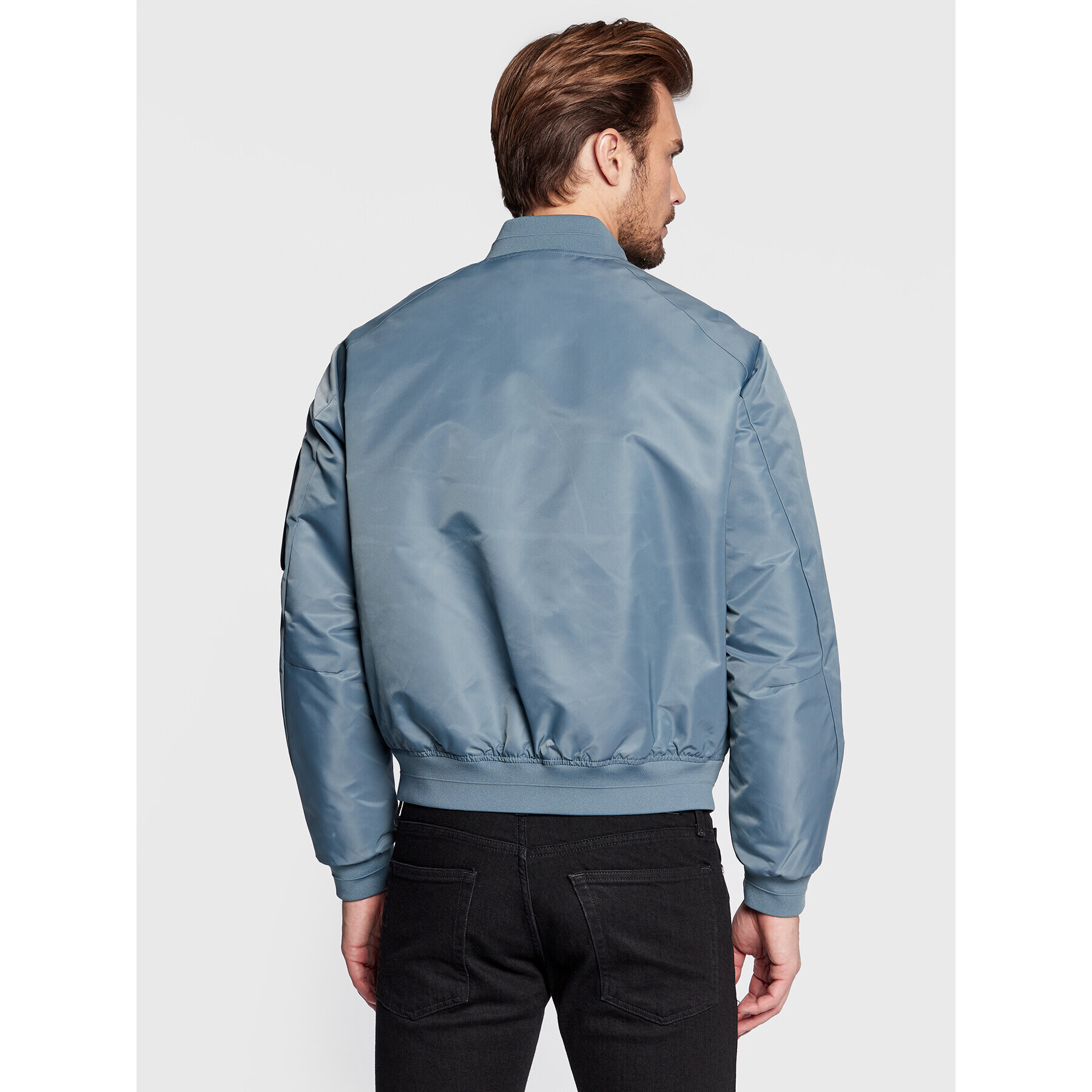 Calvin Klein Bomber jakna Hero K10K109907 Modra Relaxed Fit - Pepit.si