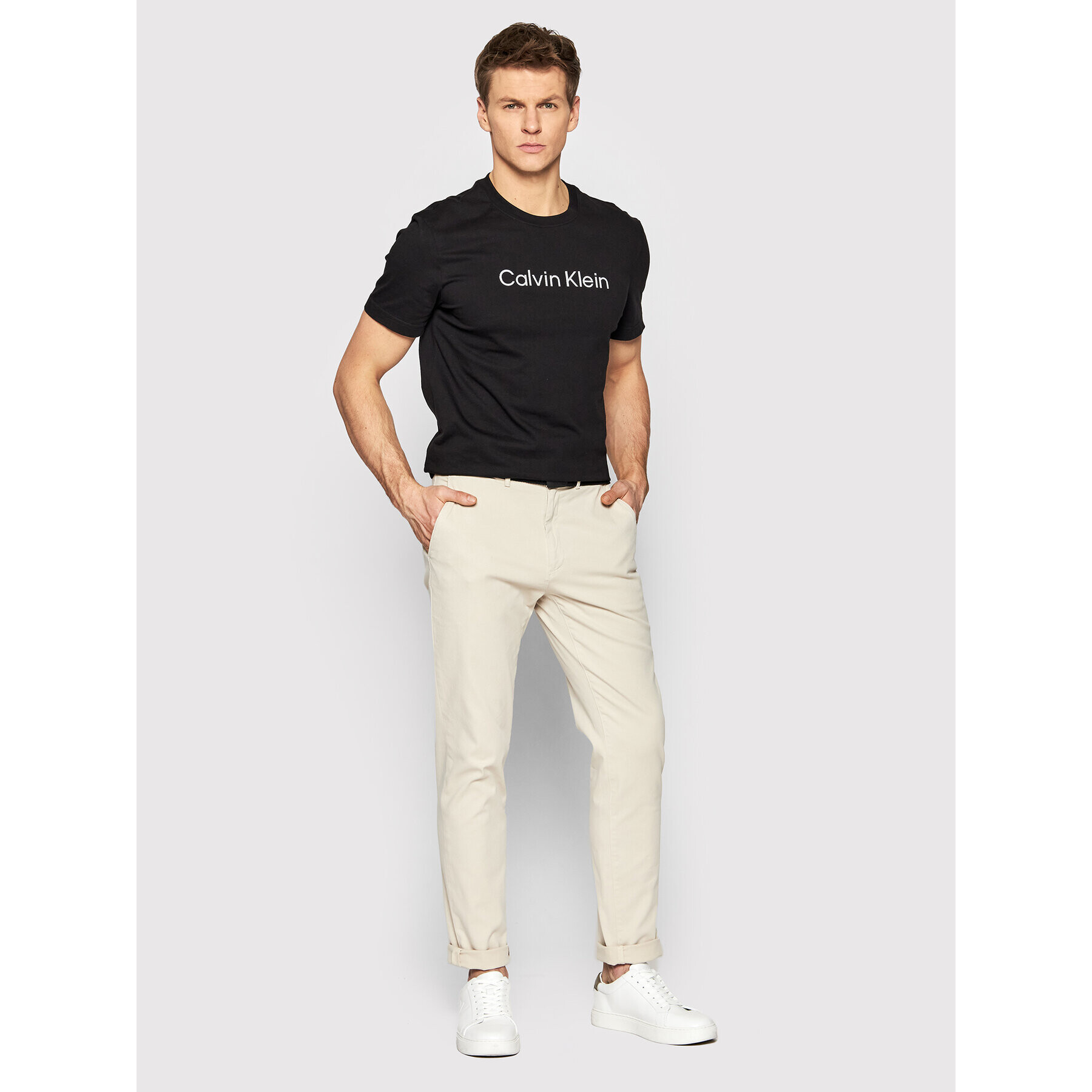 Calvin Klein Chino hlače Garment Dye K10K109456 Bež Slim Fit - Pepit.si