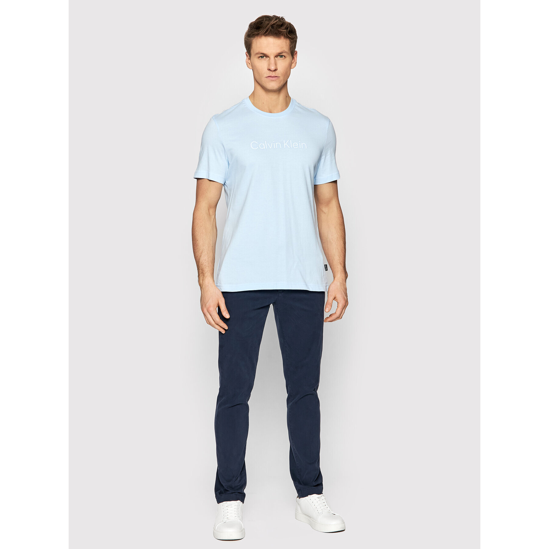 Calvin Klein Chino hlače Garment Dye K10K109456 Mornarsko modra Slim Fit - Pepit.si