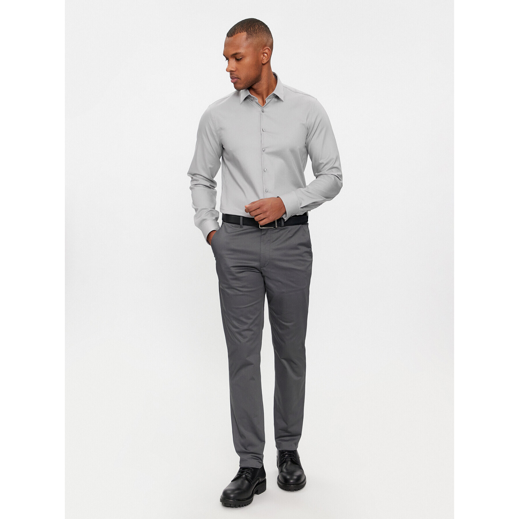 Calvin Klein Chino hlače K10K110963 Siva Slim Fit - Pepit.si