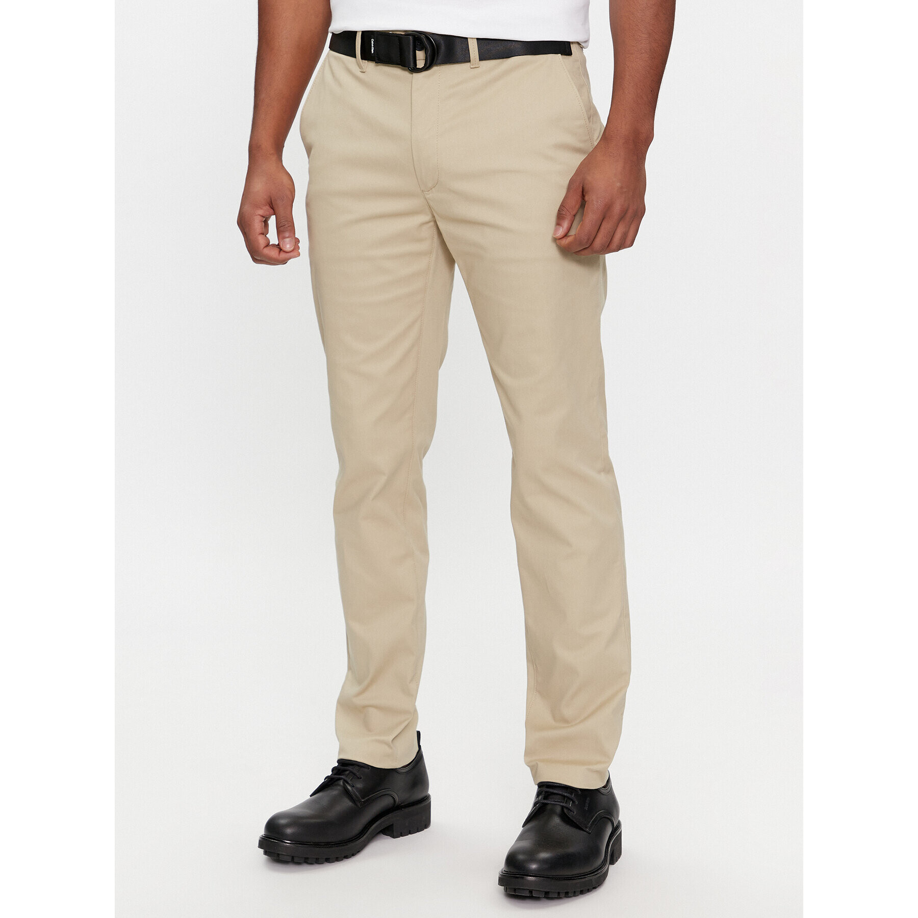 Calvin Klein Chino hlače Modern K10K110979 Bež Slim Fit - Pepit.si