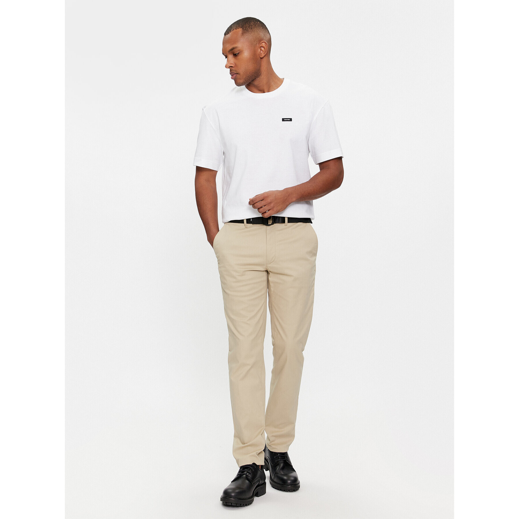 Calvin Klein Chino hlače Modern K10K110979 Bež Slim Fit - Pepit.si