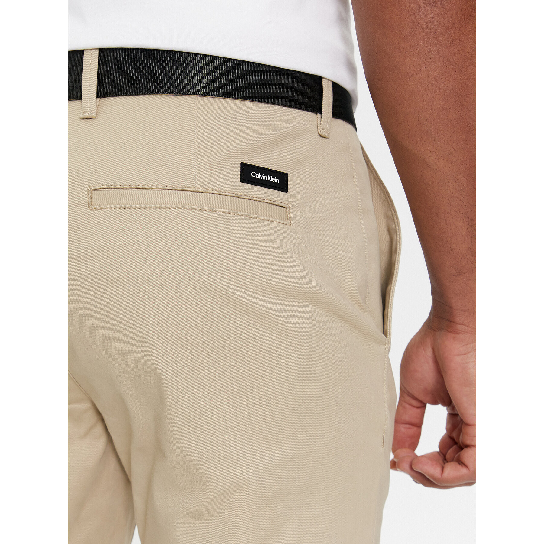 Calvin Klein Chino hlače Modern K10K110979 Bež Slim Fit - Pepit.si