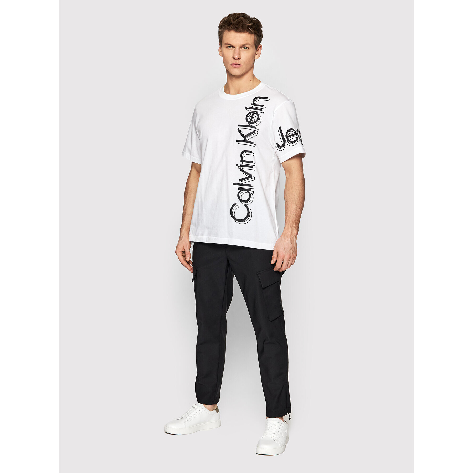 Calvin Klein Hlače iz tkanine Tech Stretch Cargo K10K108647 Črna Slim Fit - Pepit.si