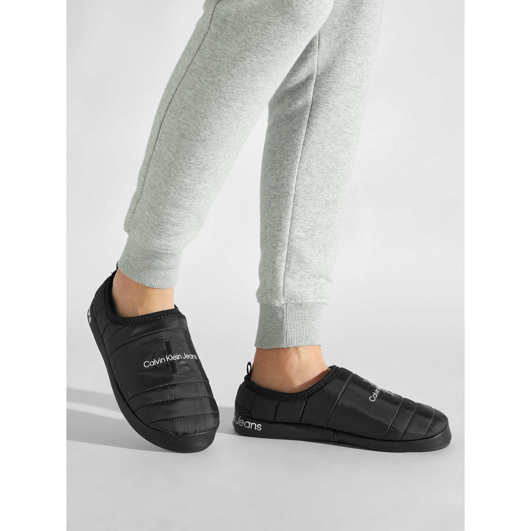 Calvin Klein Jeans Copati Home Slipper YM0YM00546 Črna - Pepit.si