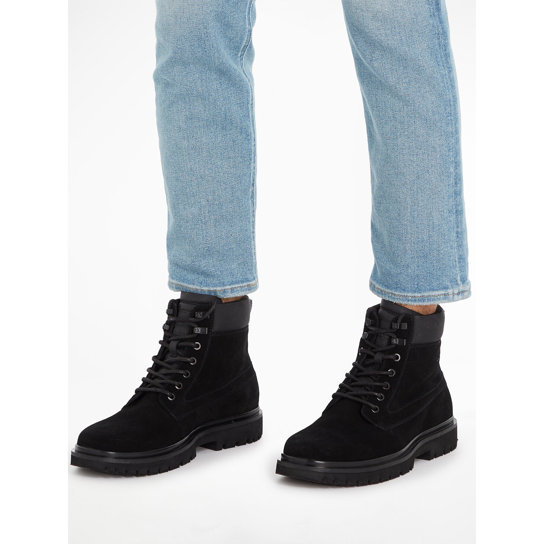 Calvin Klein Jeans Gležnjarji Eva Mid Laceup Boot Suede YM0YM00802 Črna - Pepit.si