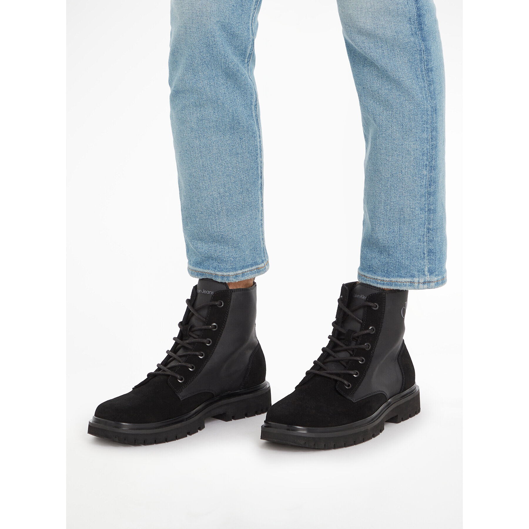 Calvin Klein Jeans Gležnjarji Eva Mid Laceup Lth Boot Hiking YM0YM00842 Črna - Pepit.si