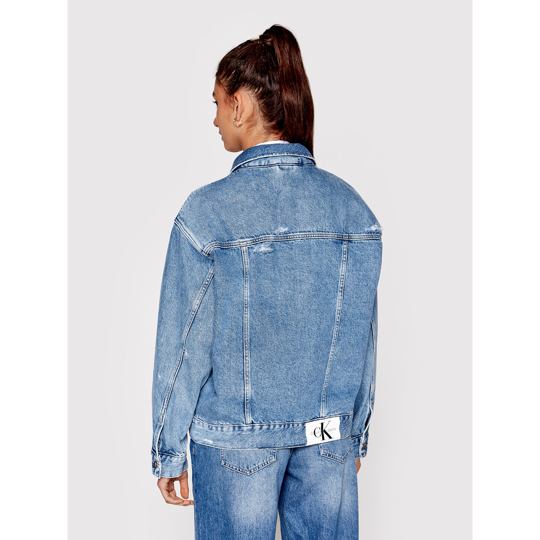 Calvin Klein Jeans Jeans jakna J20J219207 Modra Oversize - Pepit.si