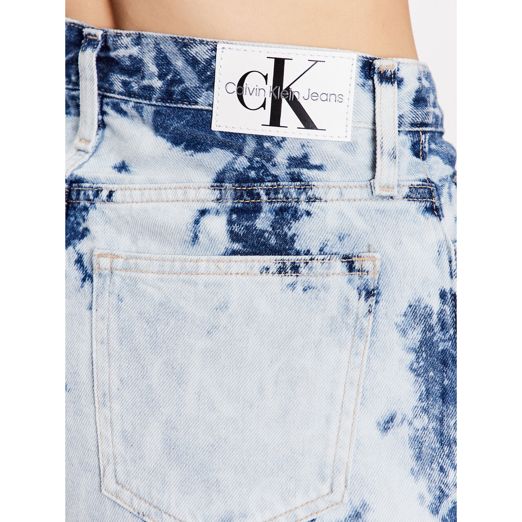 Calvin Klein Jeans Jeans kratke hlače J20J220857 Modra Regular Fit - Pepit.si