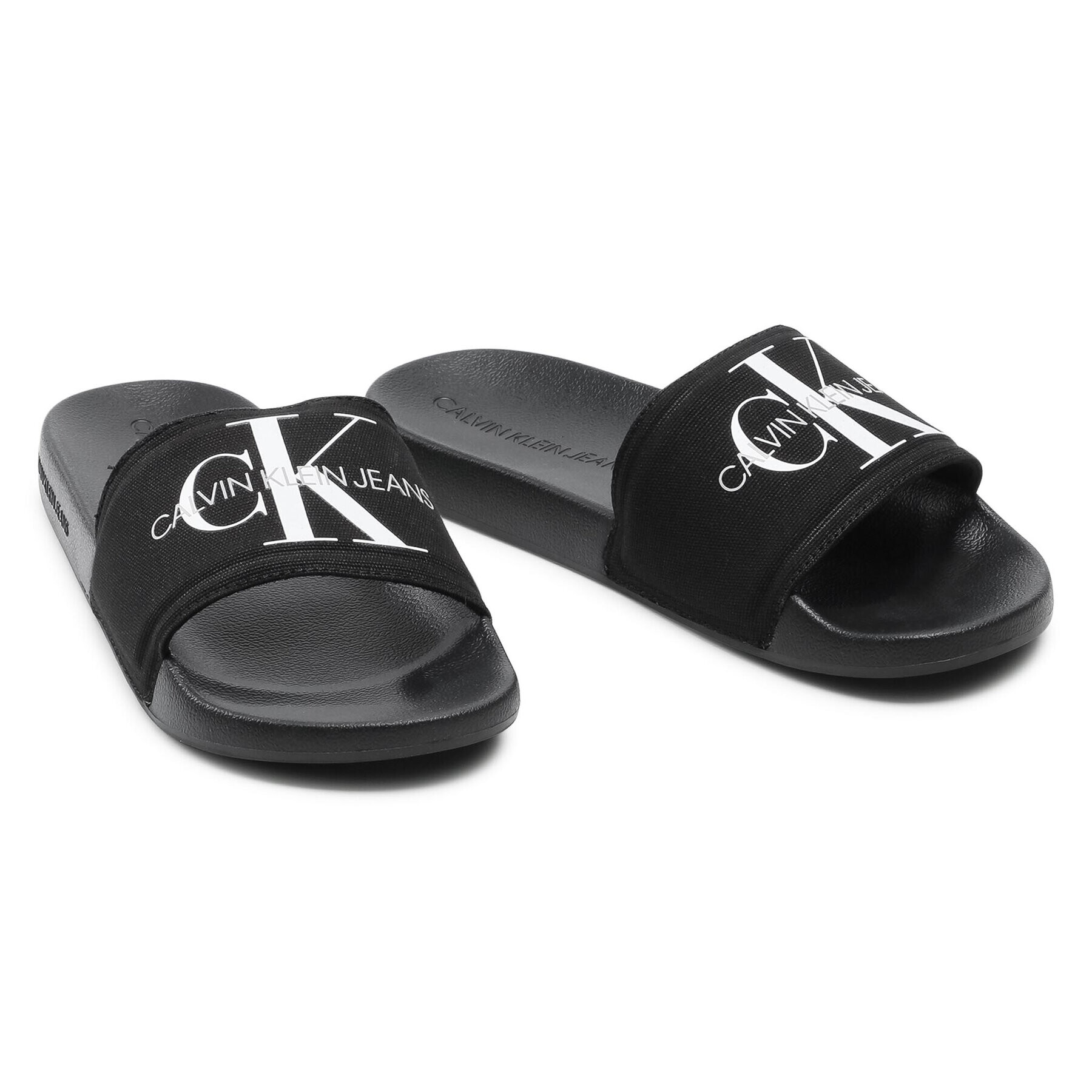 Calvin Klein Jeans Natikači Slide Monogram Co YM0YM00061 Črna - Pepit.si