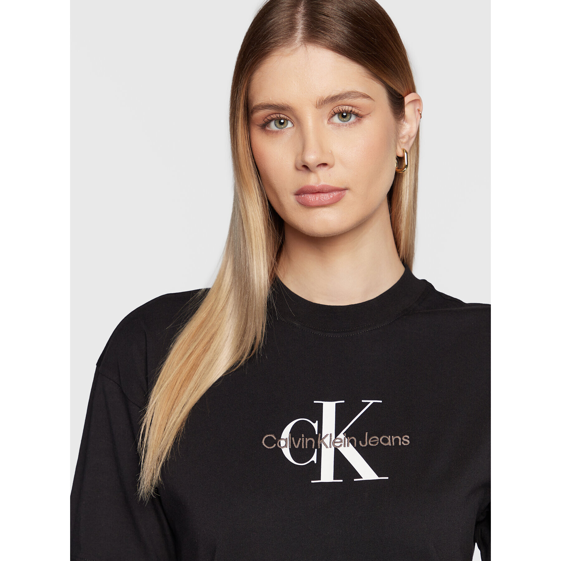 Calvin Klein Jeans Vsakodnevna obleka J20J220511 Črna Relaxed Fit - Pepit.si