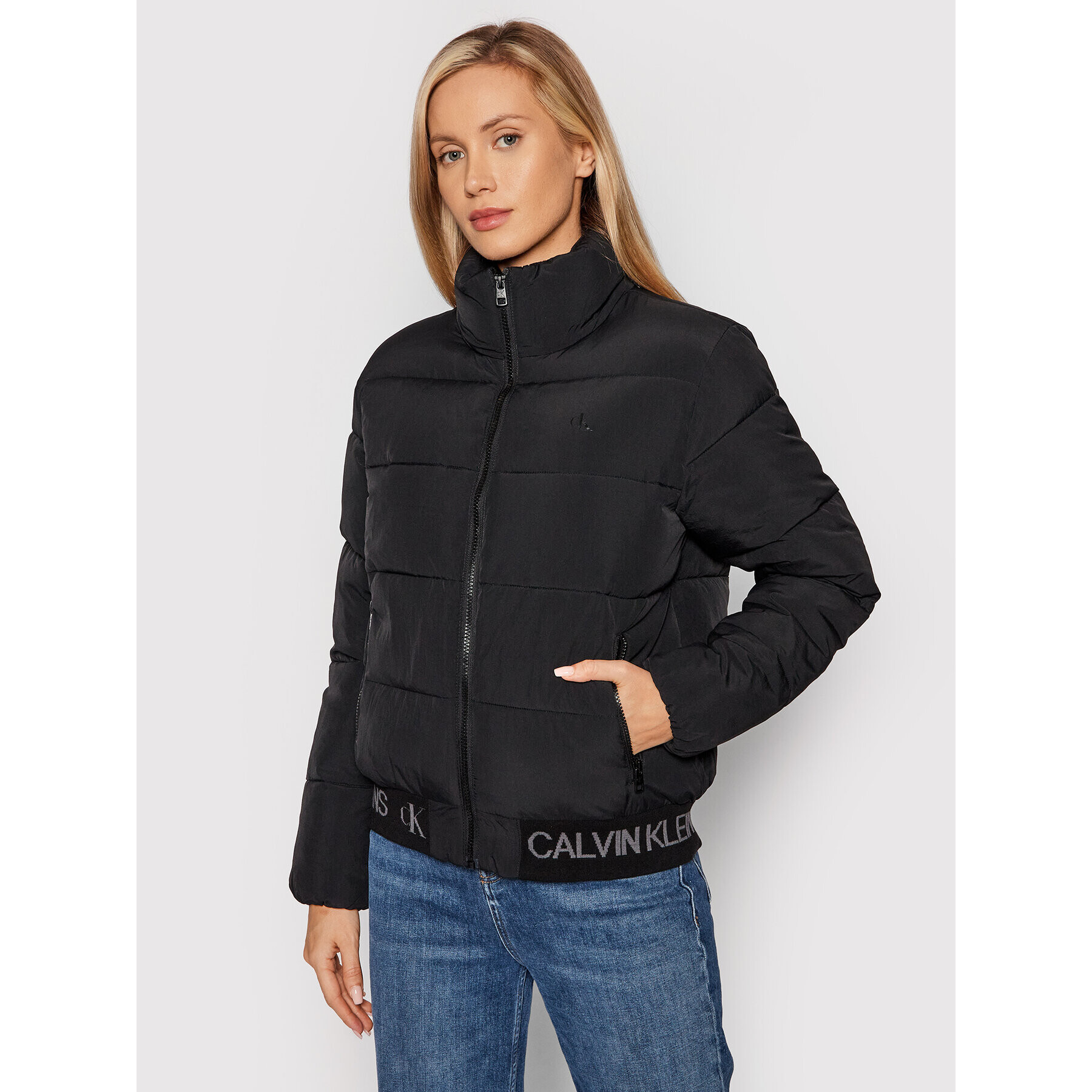 Calvin Klein Jeans Puhovka J20J216861 Črna Regular Fit - Pepit.si