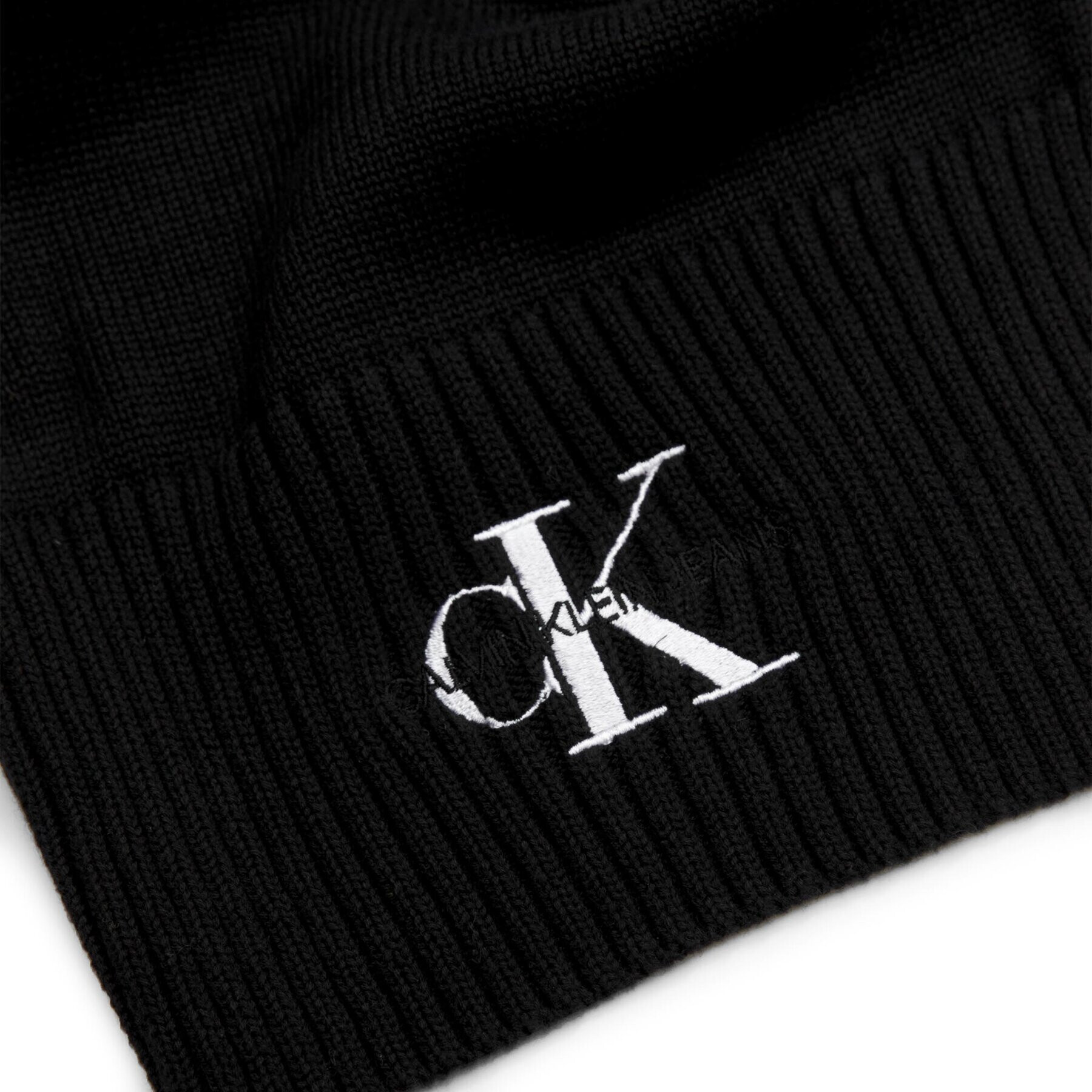 Calvin Klein Jeans Set šal + kapa Gifting Mono Beanie/Scarf K50K511199 Črna - Pepit.si