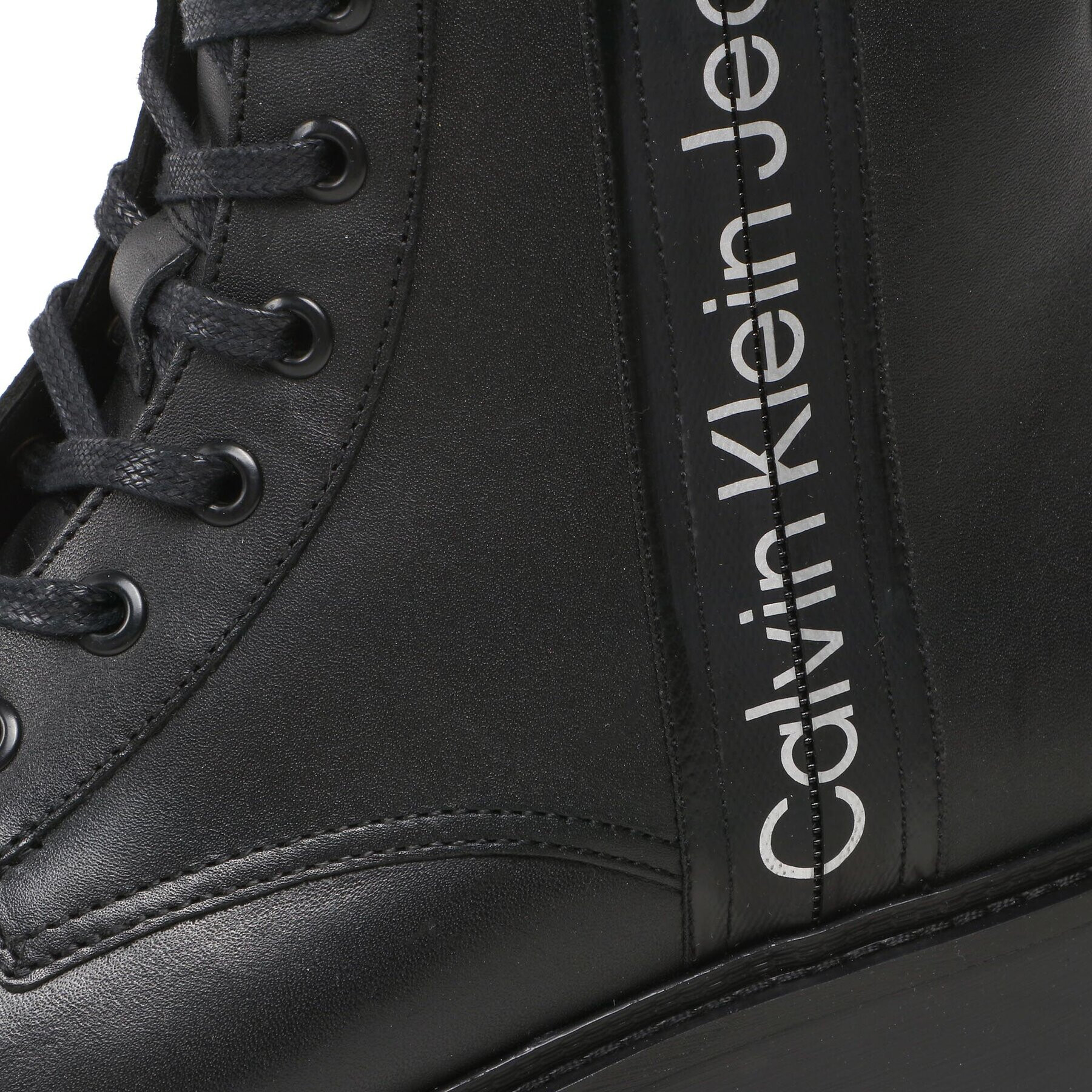 Calvin Klein Jeans Zimski škornji Combat Mid Laceup Boot W Zip YM0YM00262 Črna - Pepit.si