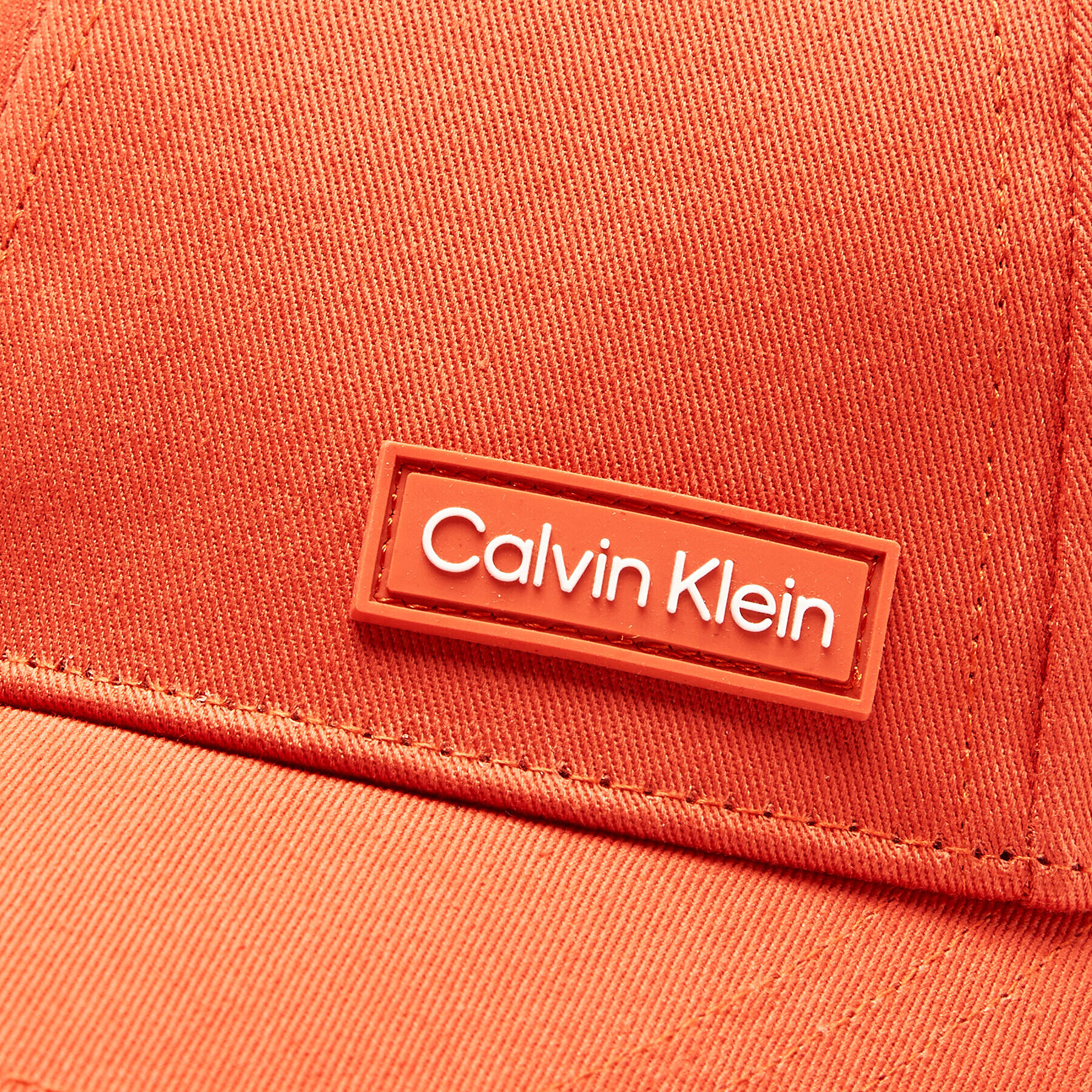 Calvin Klein Kapa s šiltom Essential K50K510651 Oranžna - Pepit.si