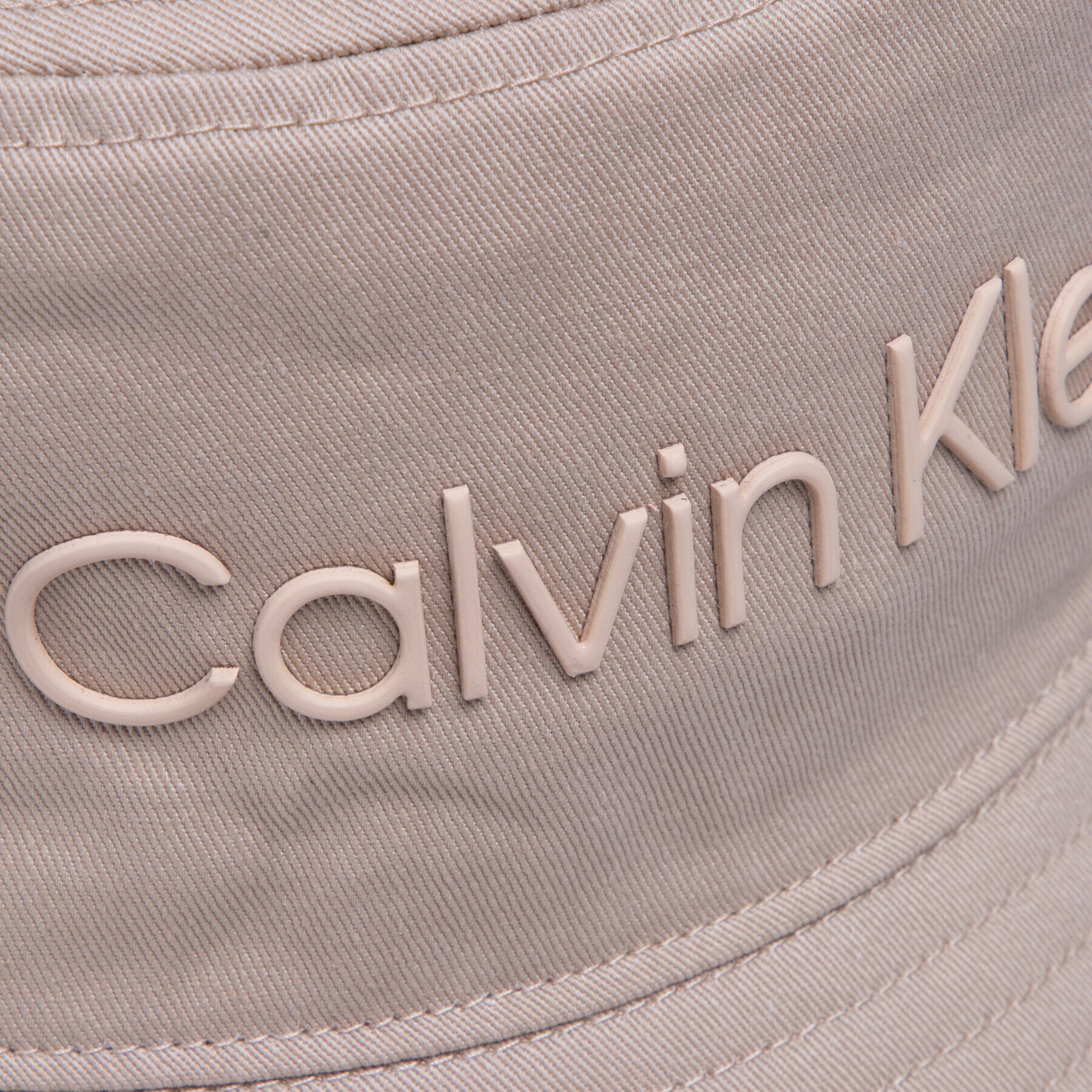 Calvin Klein Klobuk Technical Logo Bucket K50K509207 Bež - Pepit.si