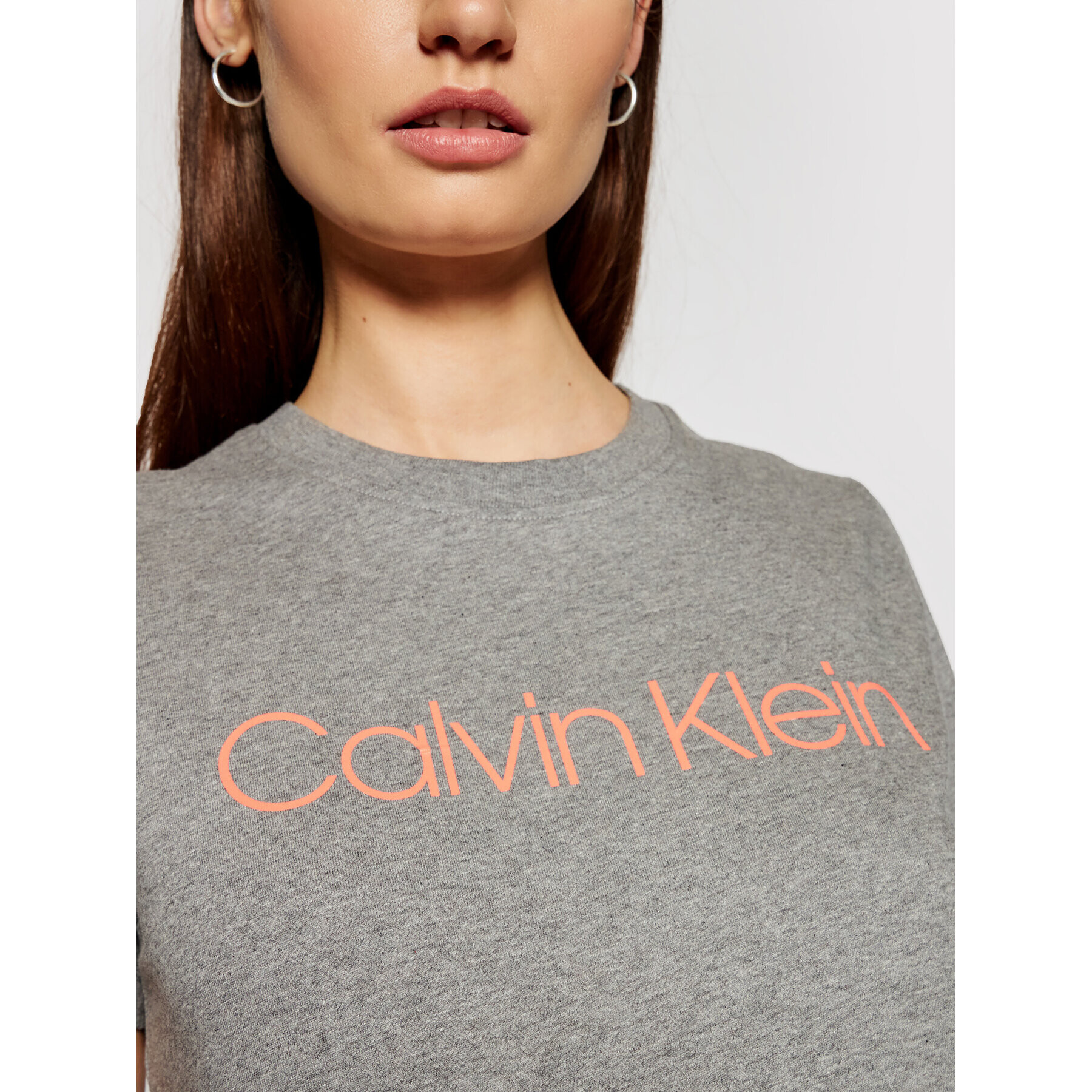 Calvin Klein Majica Core Logo K20K202018 Siva Regular Fit - Pepit.si