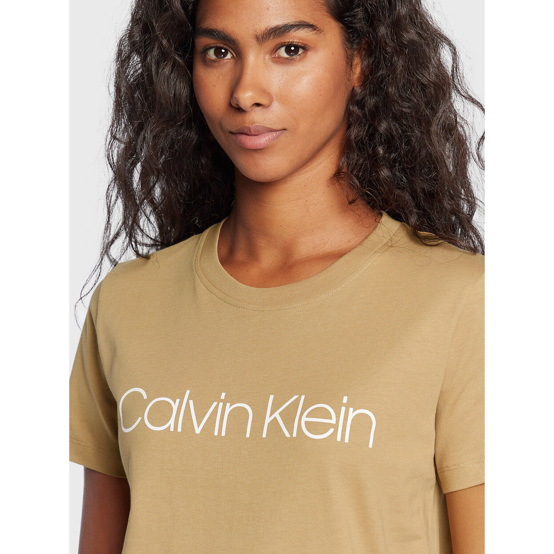 Calvin Klein Majica Core Logo K20K202142 Bež Regular Fit - Pepit.si