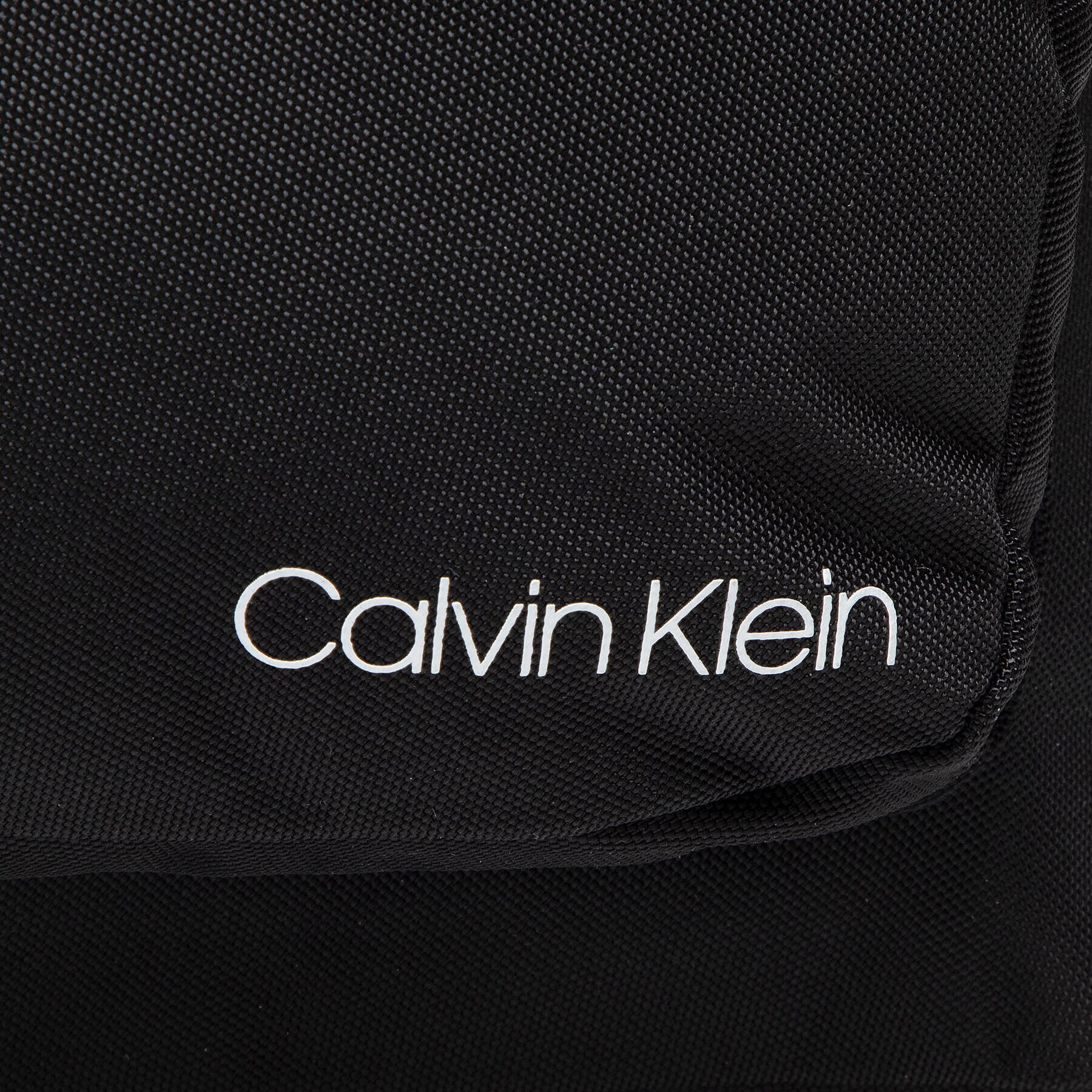 Calvin Klein Nahrbtnik Item Backpack W/Zip Pocket K50K505542 Črna - Pepit.si