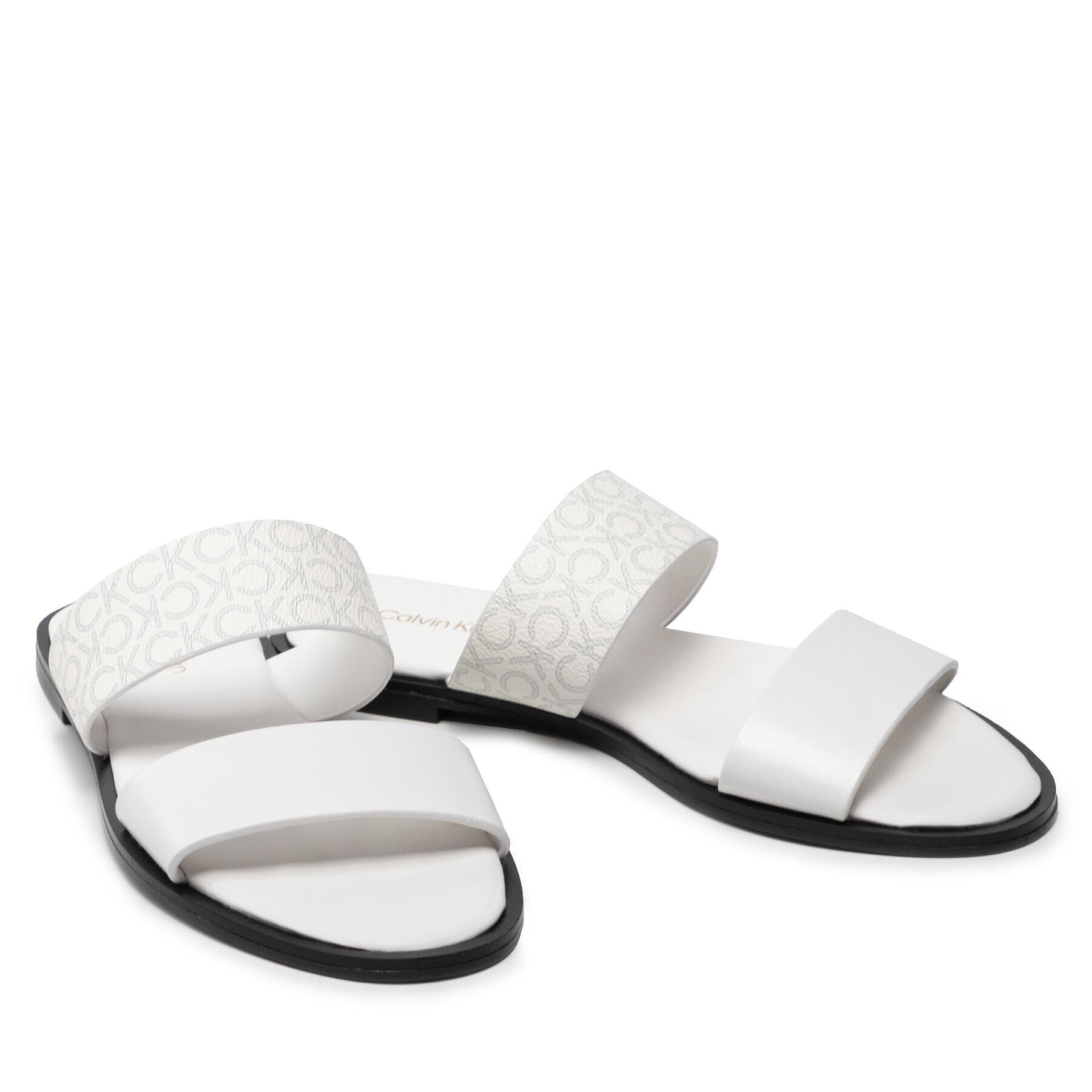 Calvin Klein Natikači Almond Flat 2Bar Slide HW0HW01134 Bela - Pepit.si