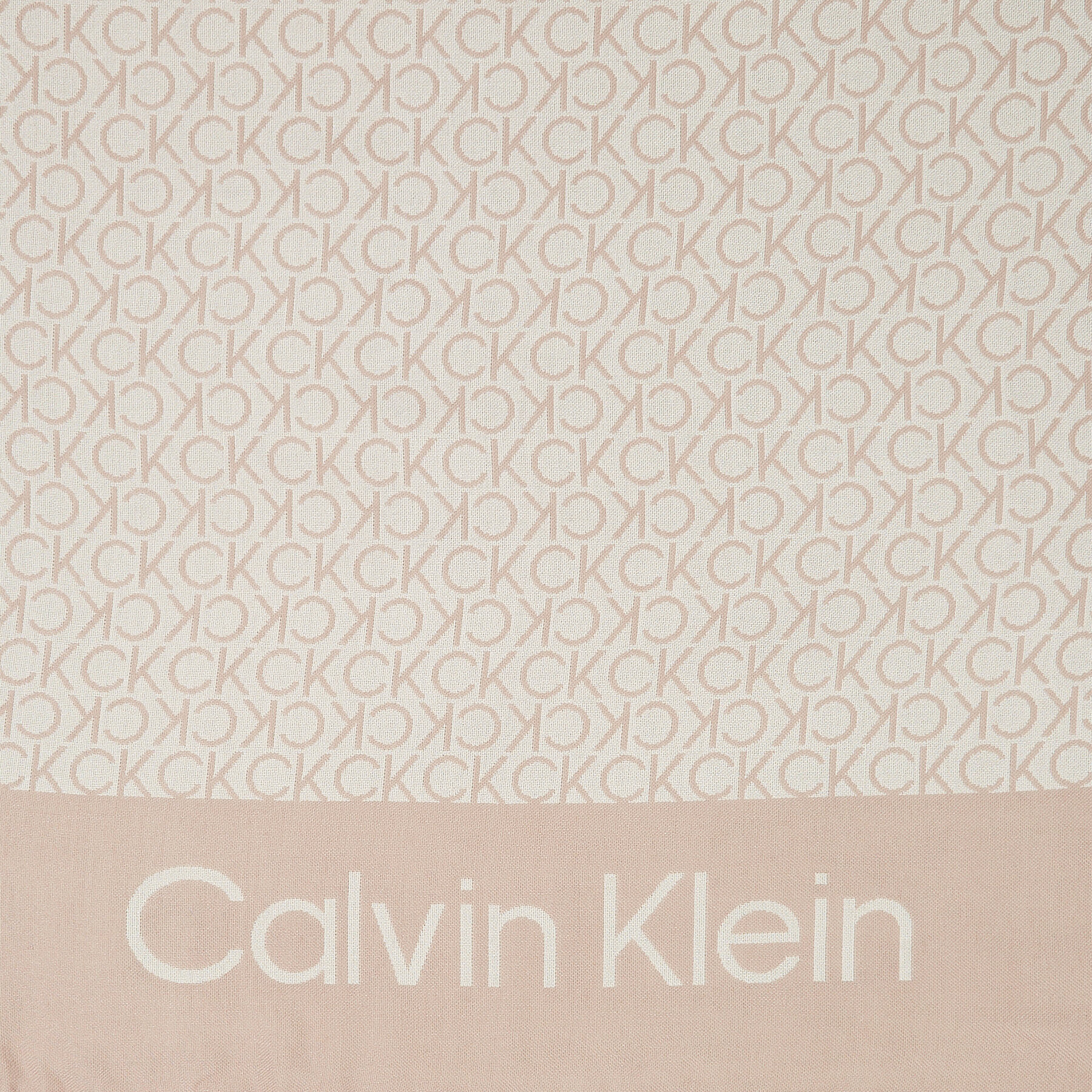 Calvin Klein Šal Fringes Monogram Scarf 100X200 K60K611118 Bež - Pepit.si