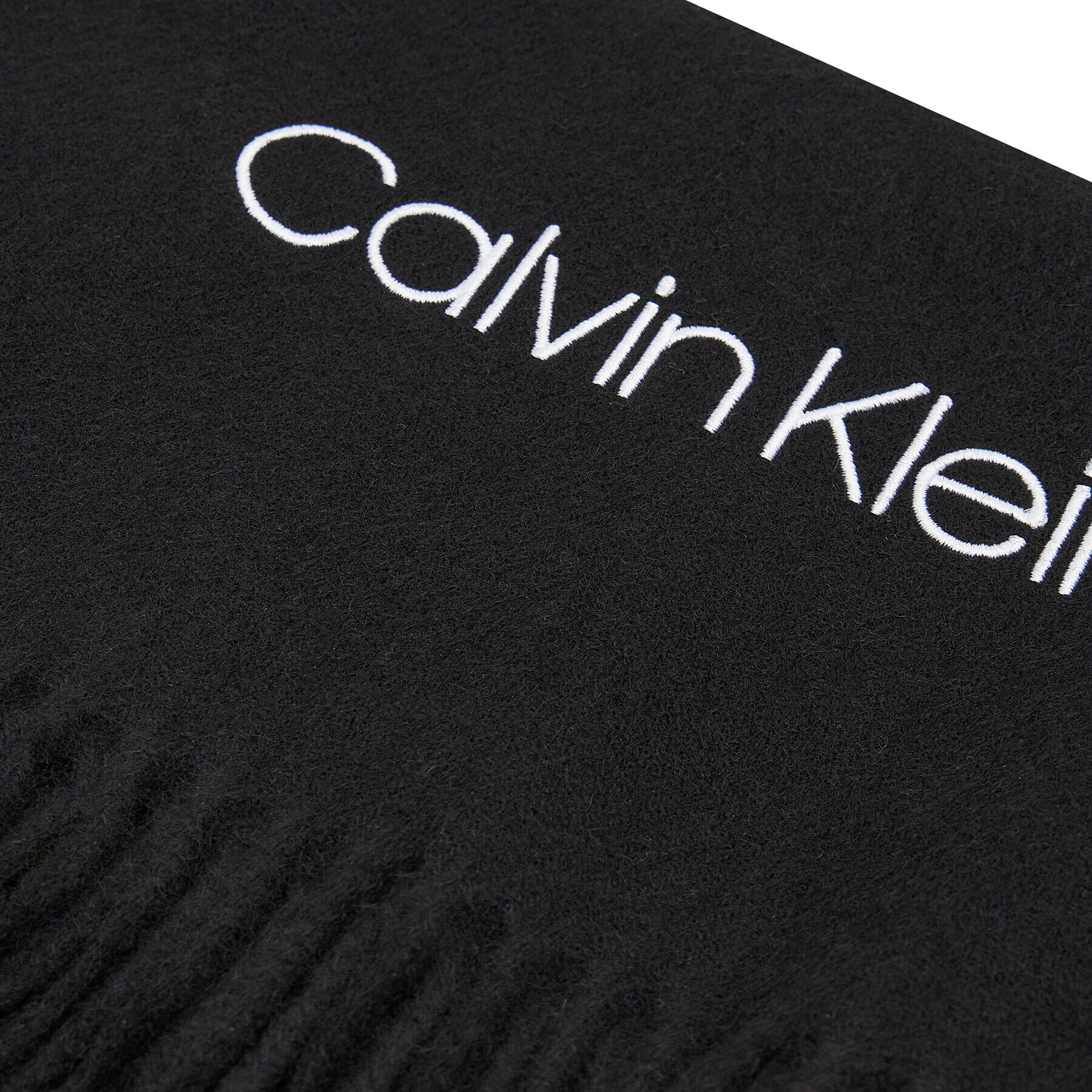 Calvin Klein Set šal + kapa Basic Wool Beanie+Scarf K50K507552 Črna - Pepit.si