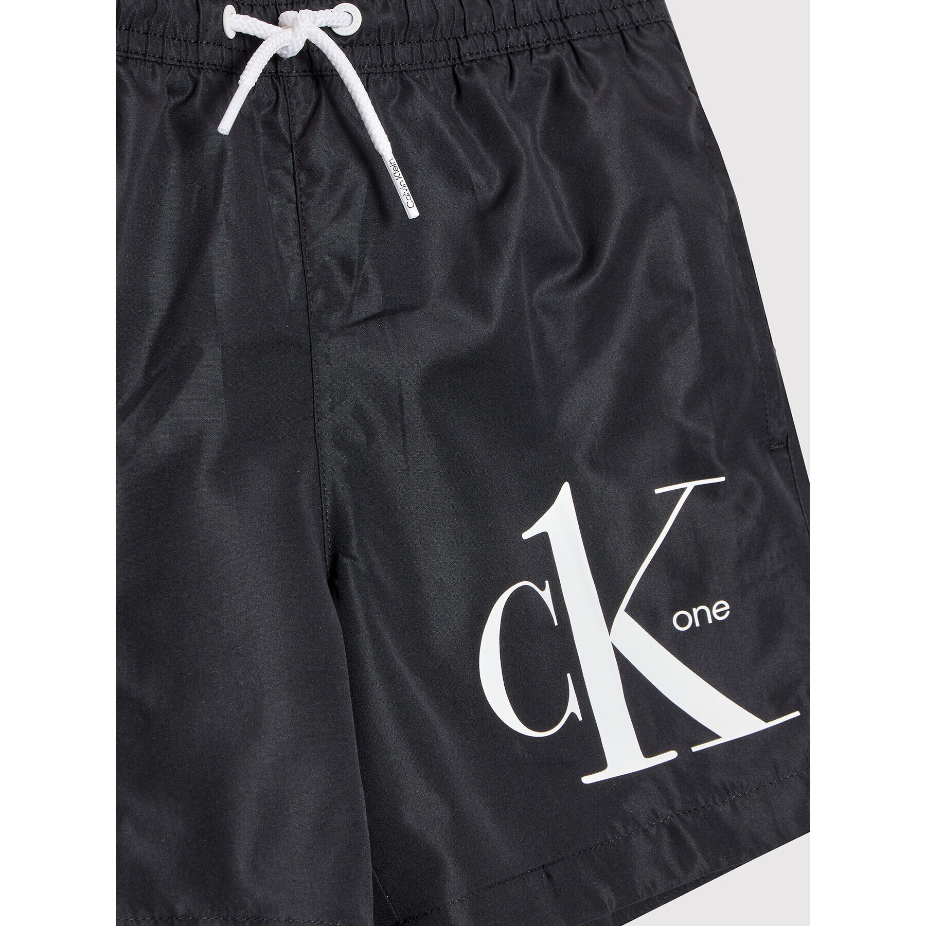 Calvin Klein Swimwear Kopalne hlače Medium Drawstring KV0KV00002 Črna Regular Fit - Pepit.si