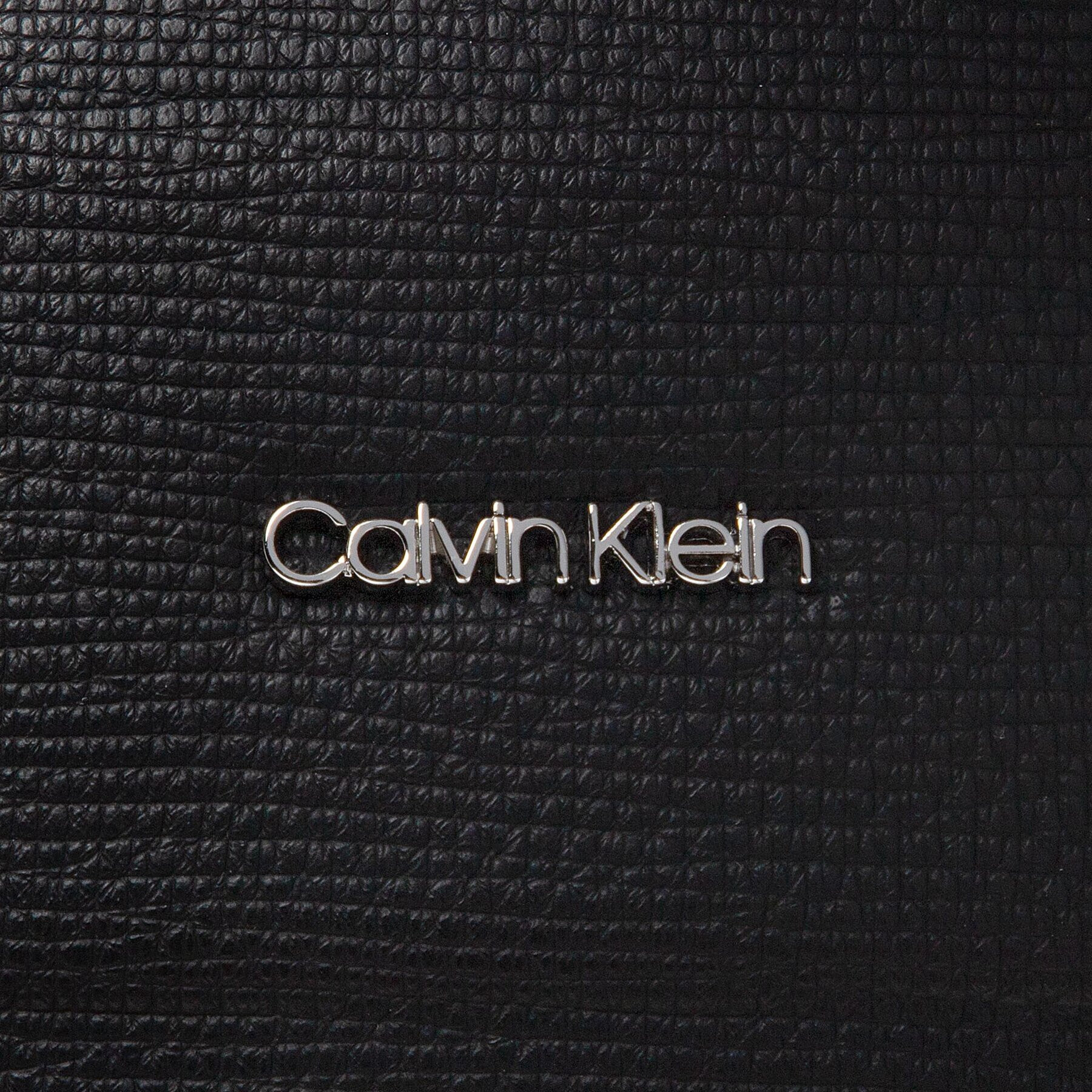 Calvin Klein Torba za prenosnik Minimalism 2g Conv Laptop Bag K50K510053 Črna - Pepit.si