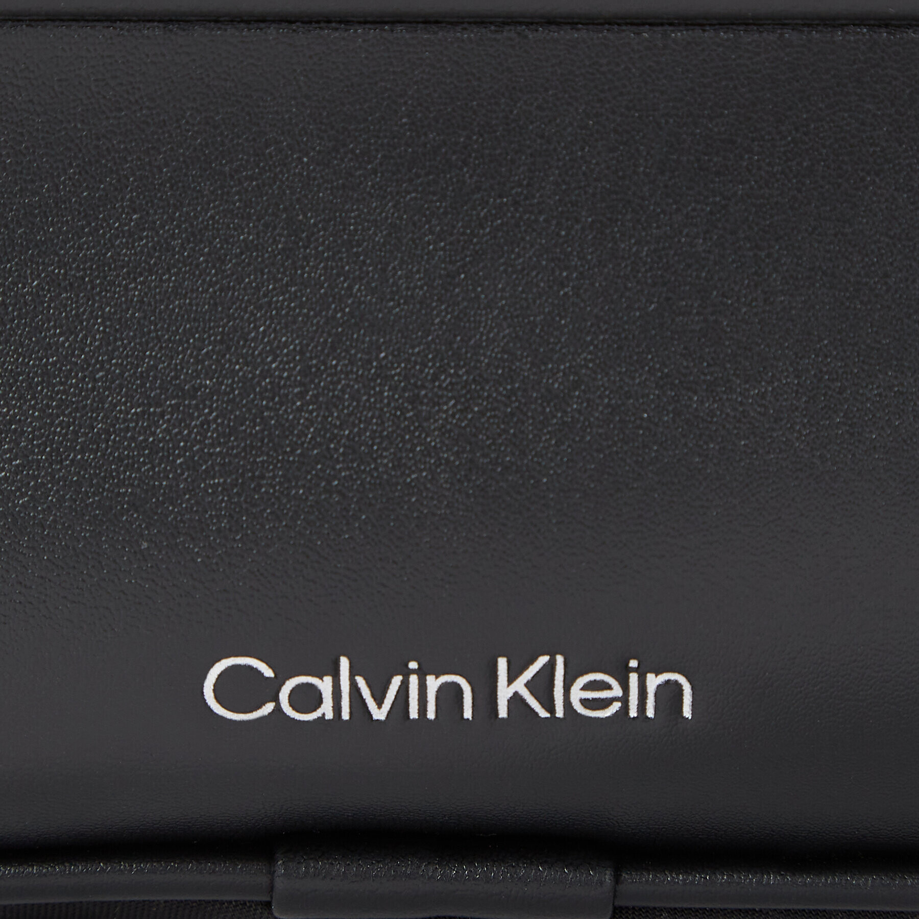 Calvin Klein Torbica za okrog pasu Ck Elevated Camera Bag Repreve K50K510852 Črna - Pepit.si