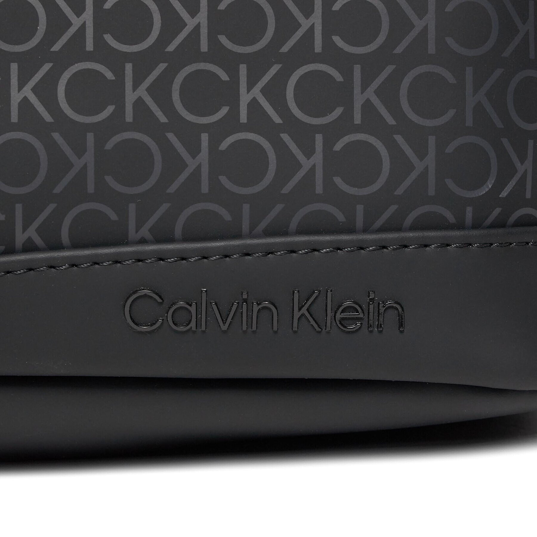 Calvin Klein Torbica za okrog pasu Rubberized Wide Base Xover Mono K50K511714 Črna - Pepit.si