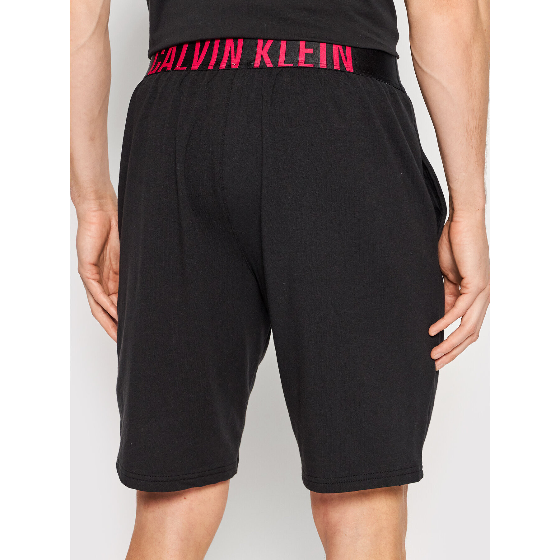 Calvin Klein Underwear Kratke hlače pižama 000NM1962E Črna Regular Fit - Pepit.si