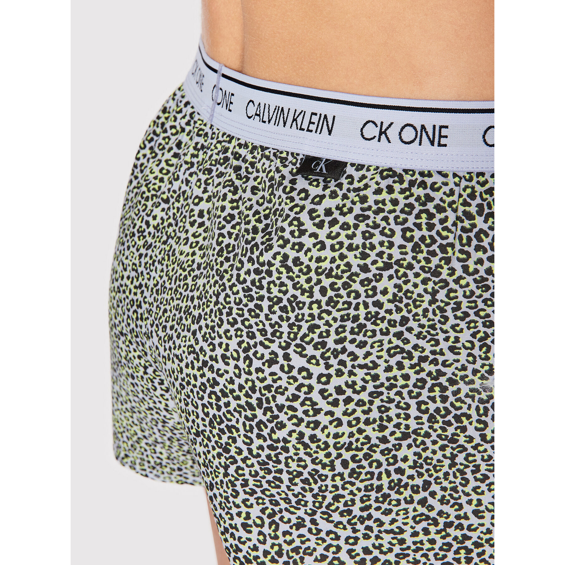 Calvin Klein Underwear Kratke hlače pižama 000QS6437E Pisana Regular Fit - Pepit.si