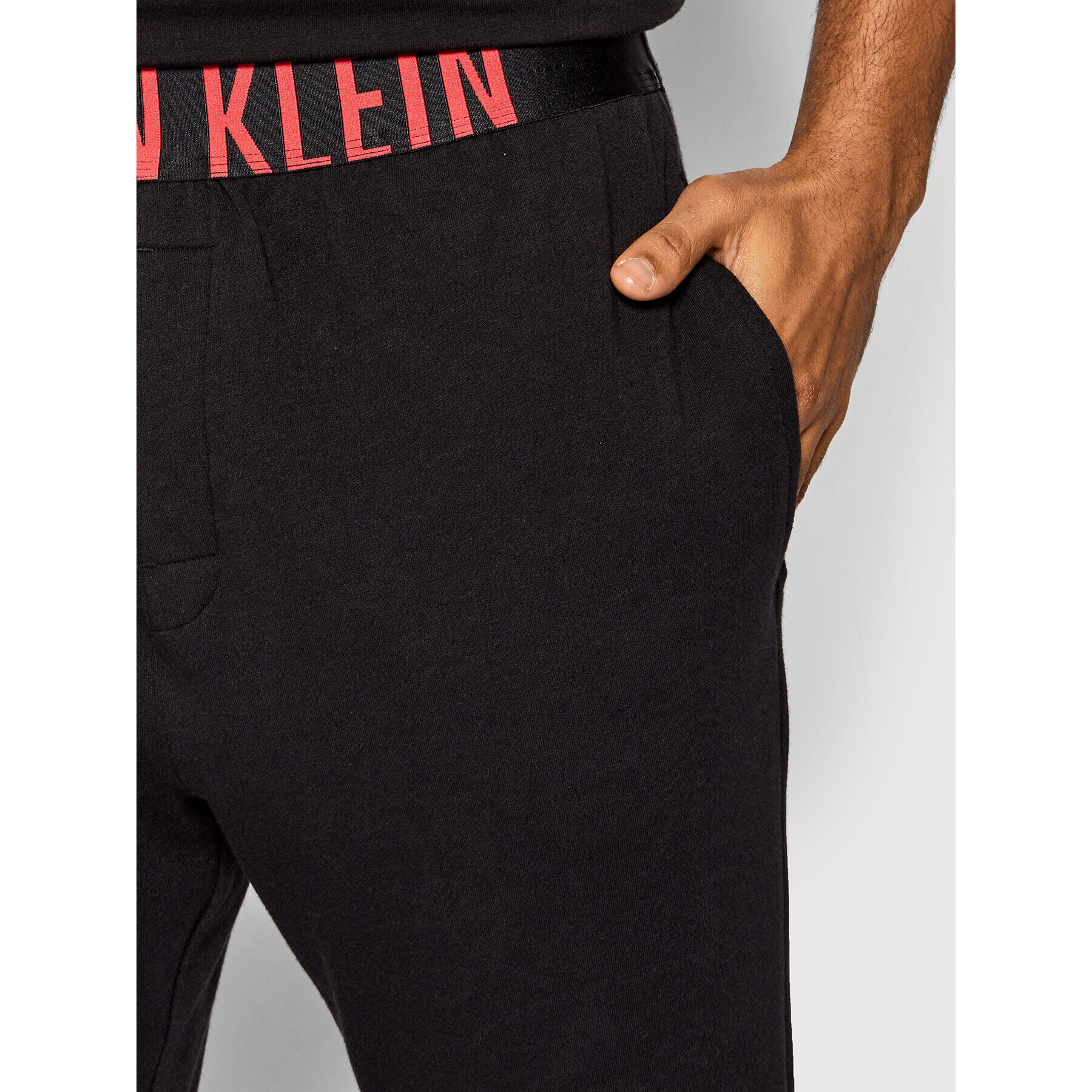 Calvin Klein Underwear Spodnji del pižame 000NM1961E Črna Regular Fit - Pepit.si