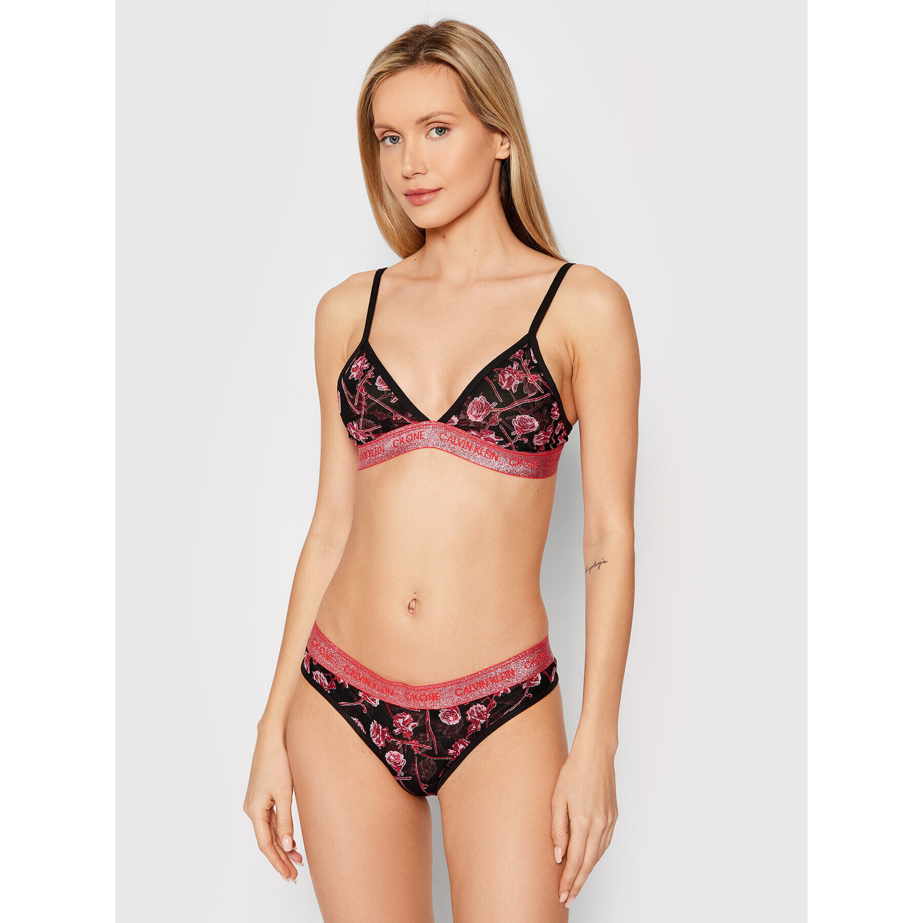 Calvin Klein Underwear Trikotni nedrček 000QF6690E Črna - Pepit.si