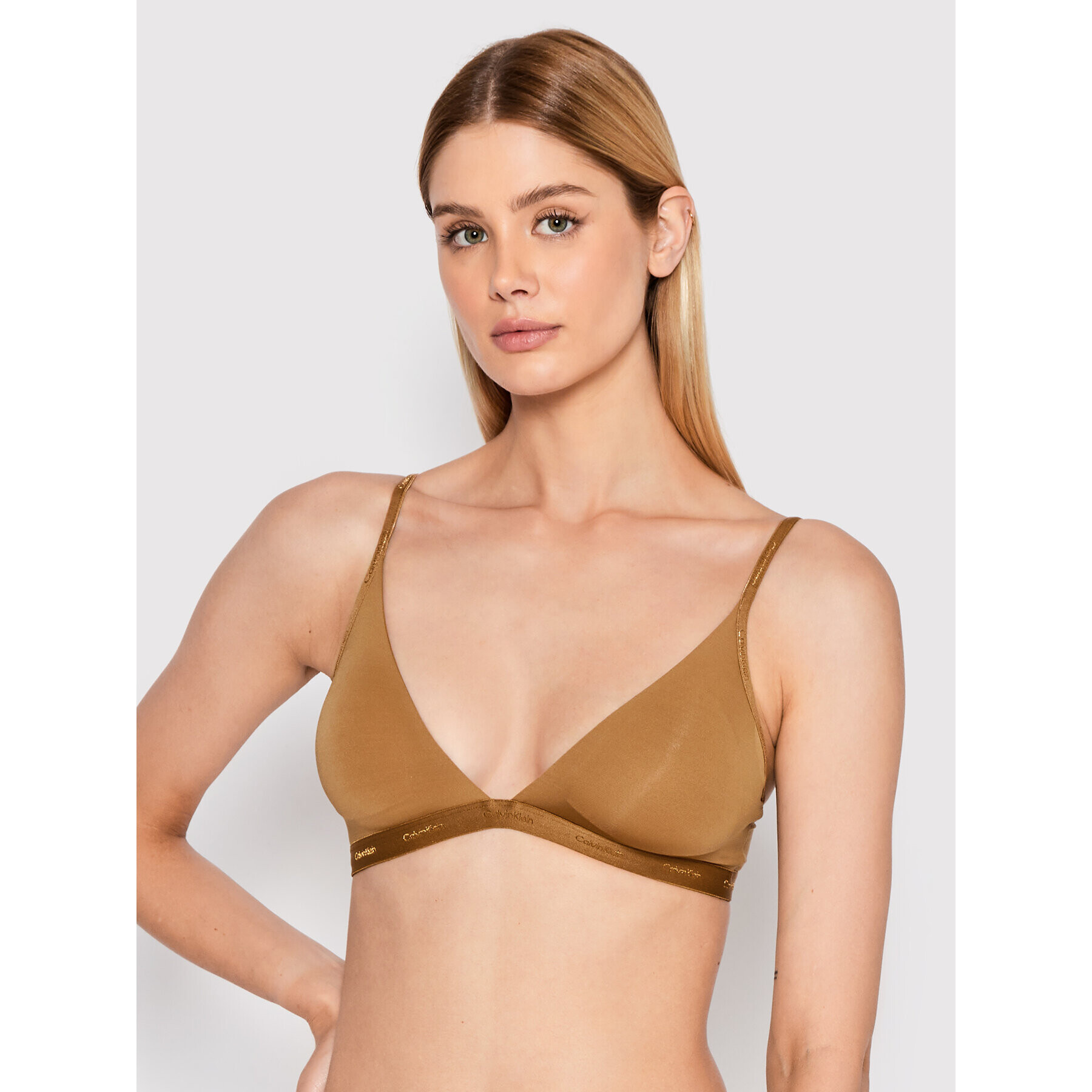 Calvin Klein Underwear Trikotni nedrček 000QF6758E Rjava - Pepit.si