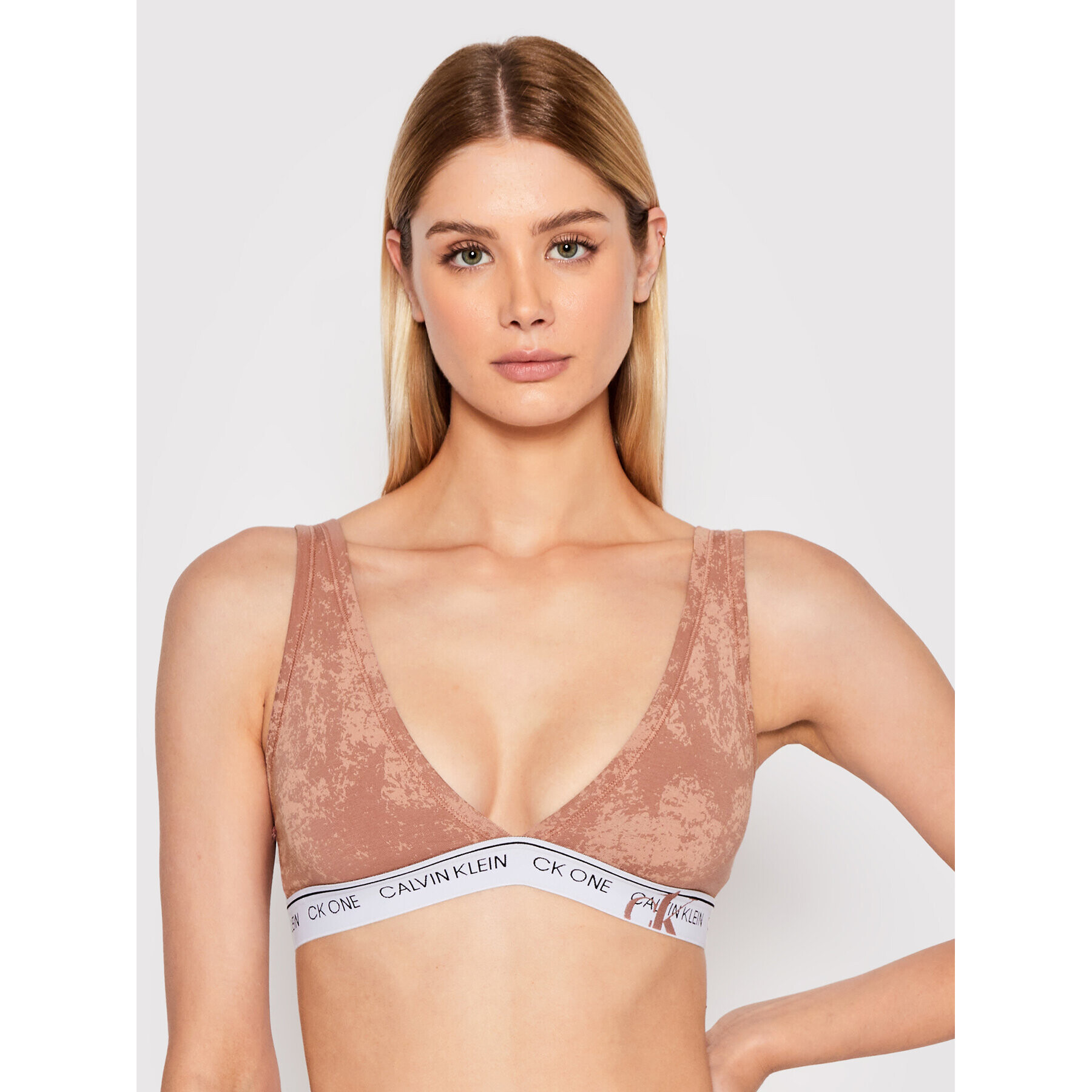 Calvin Klein Underwear Trikotni nedrček 000QF6763E Roza - Pepit.si