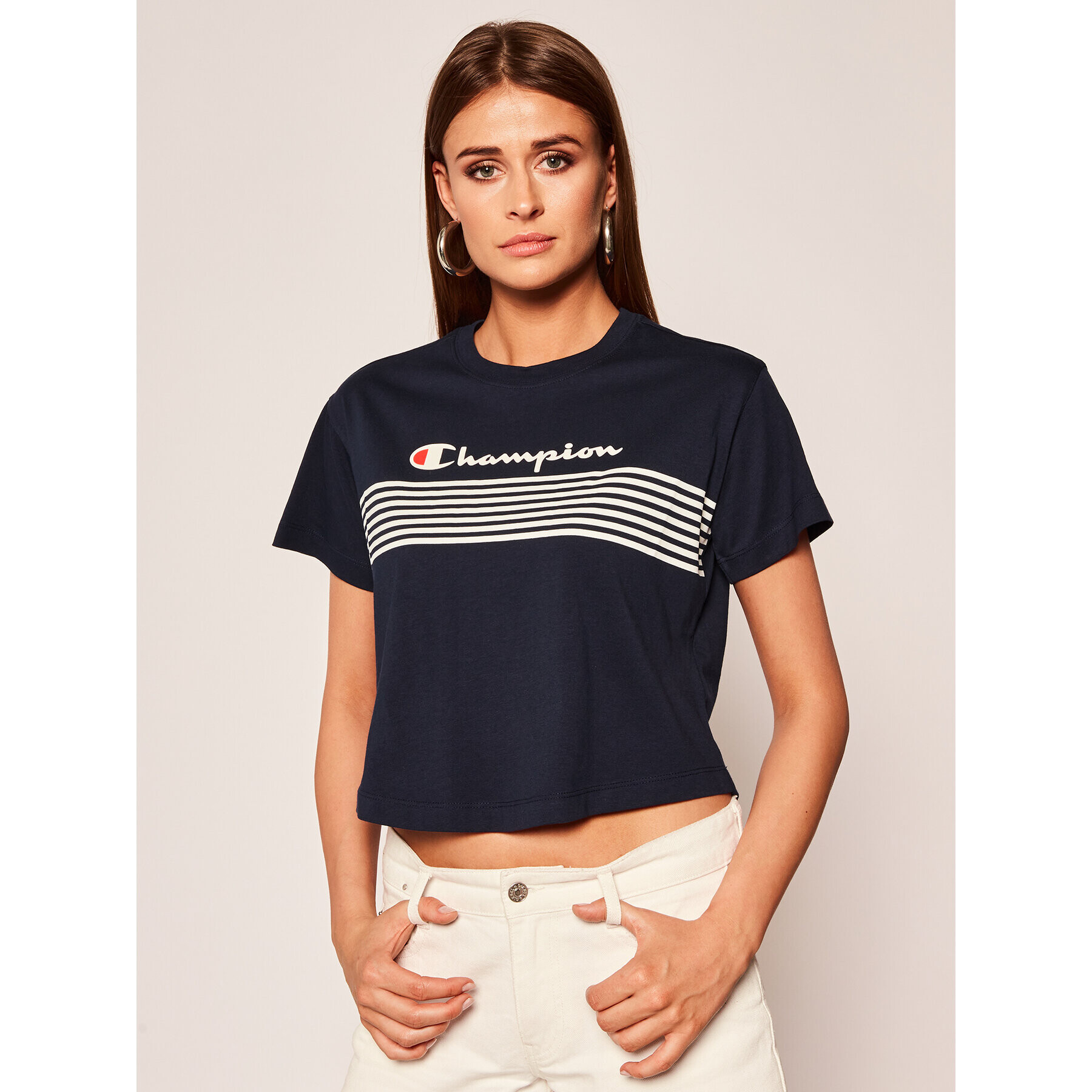 Champion Majica Script Logo Stripe 113098 Mornarsko modra Regular Fit - Pepit.si