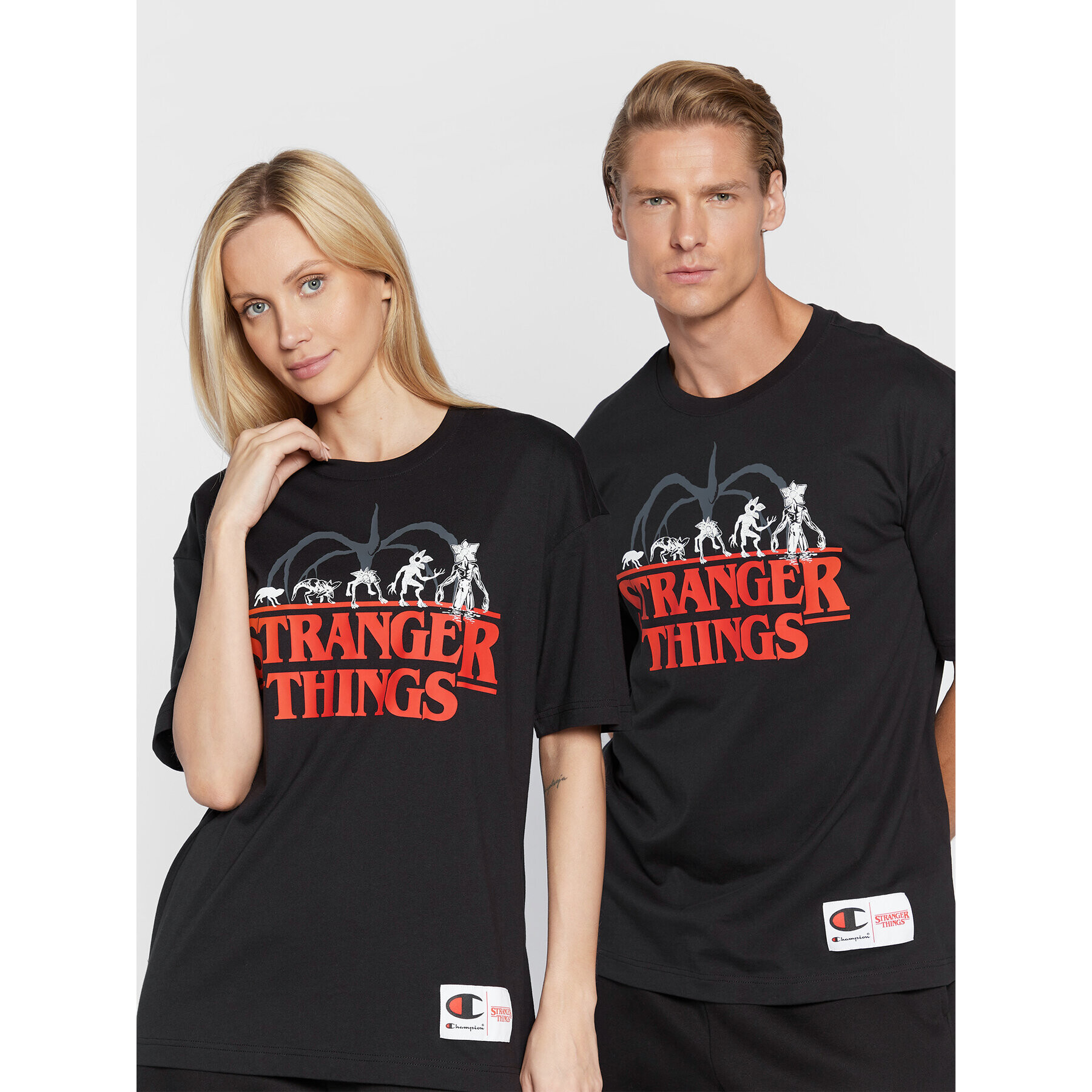 Champion Majica STRANGER THINGS Unisex 217791 Črna Custom Fit - Pepit.si