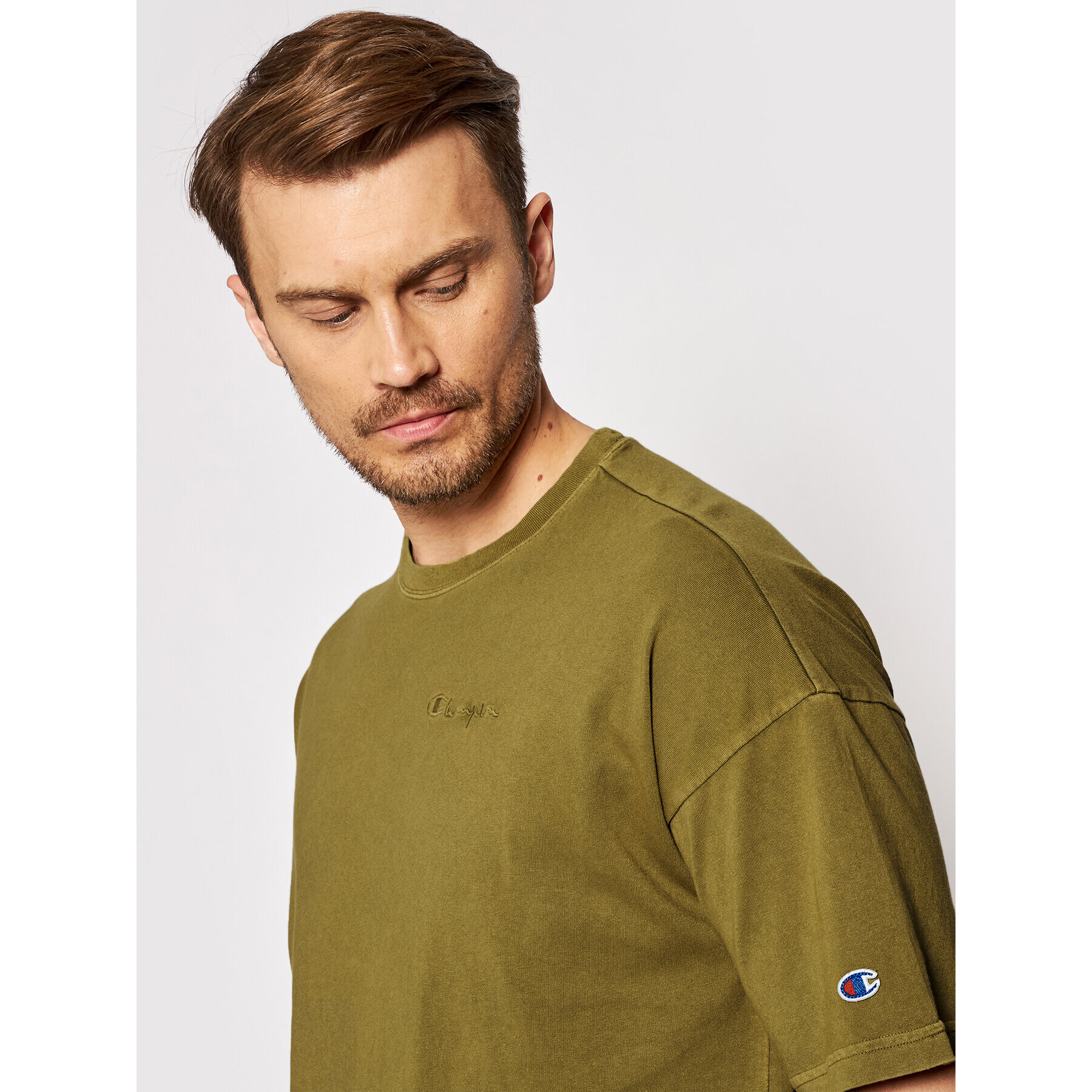 Champion Majica Unisex Crewneck 216205 Zelena Relaxed Fit - Pepit.si