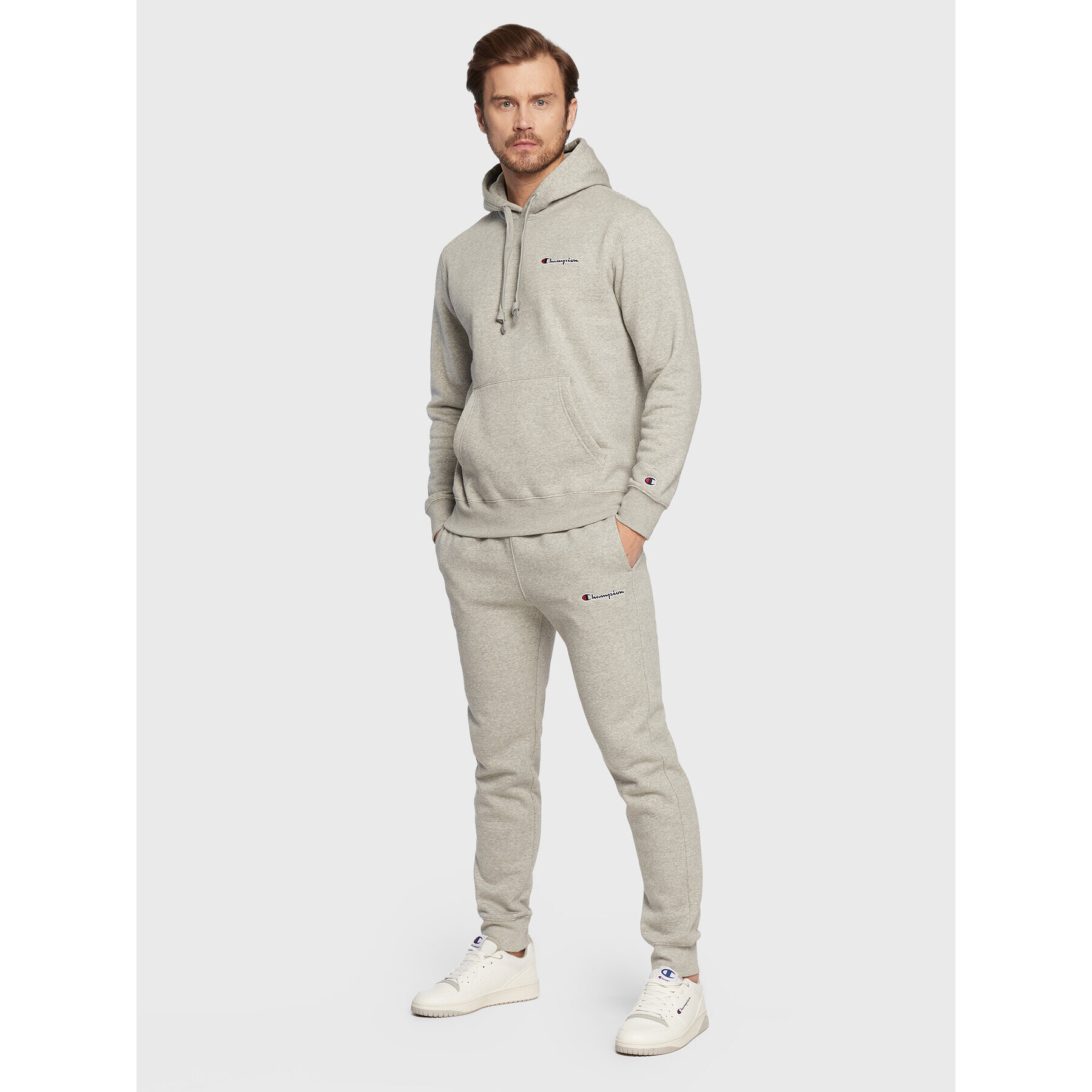 Champion Spodnji del trenirke Small Script Logo 217867 Siva Regular Fit - Pepit.si