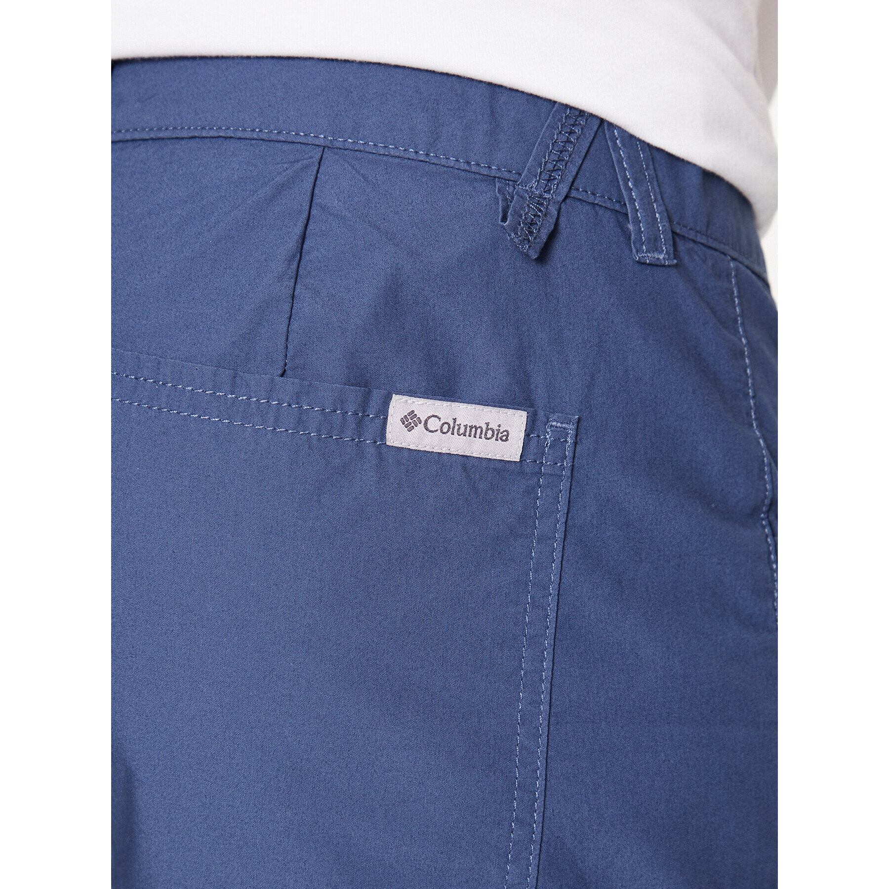 Columbia Kratke hlače iz tkanine Washed Out™ 1990793 Modra Regular Fit - Pepit.si