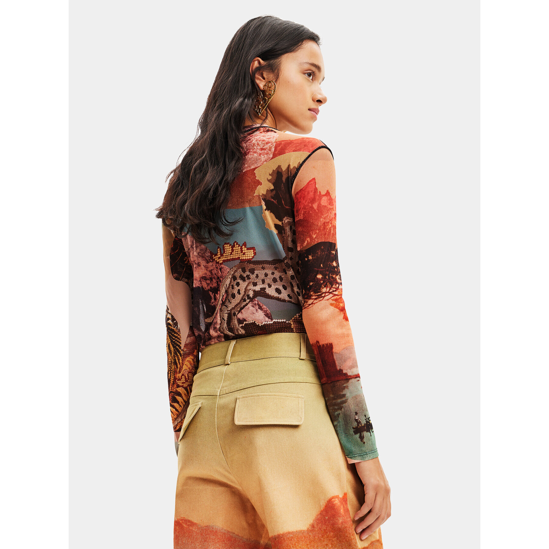 Desigual Bluza 23WWTKA5 Pisana Regular Fit - Pepit.si