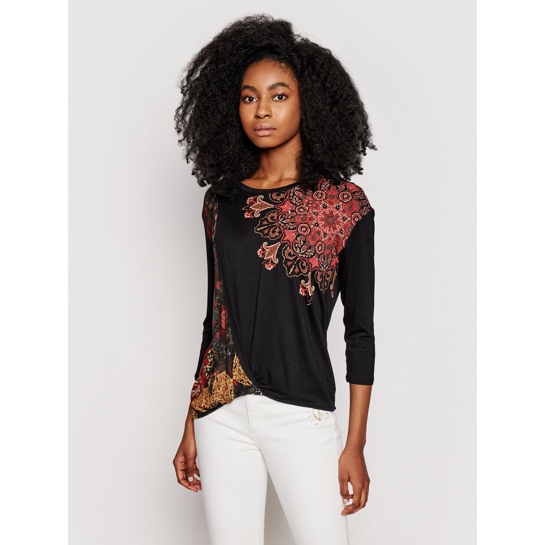 Desigual Bluza Oporto 21SWTK70 Črna Regular Fit - Pepit.si