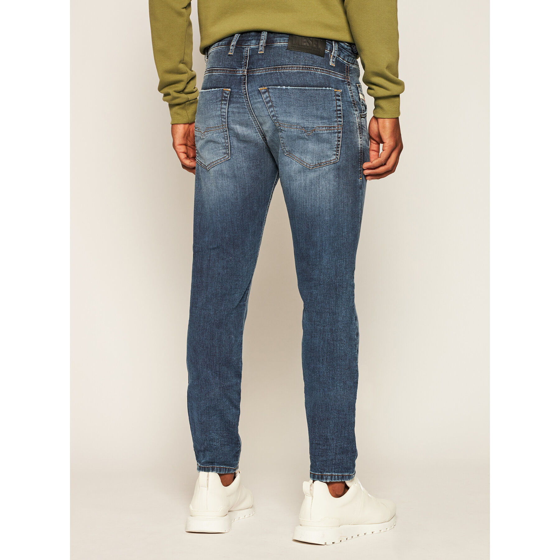 Diesel Jeans hlače Krooley A00879 069NL Mornarsko modra Tapered Fit - Pepit.si