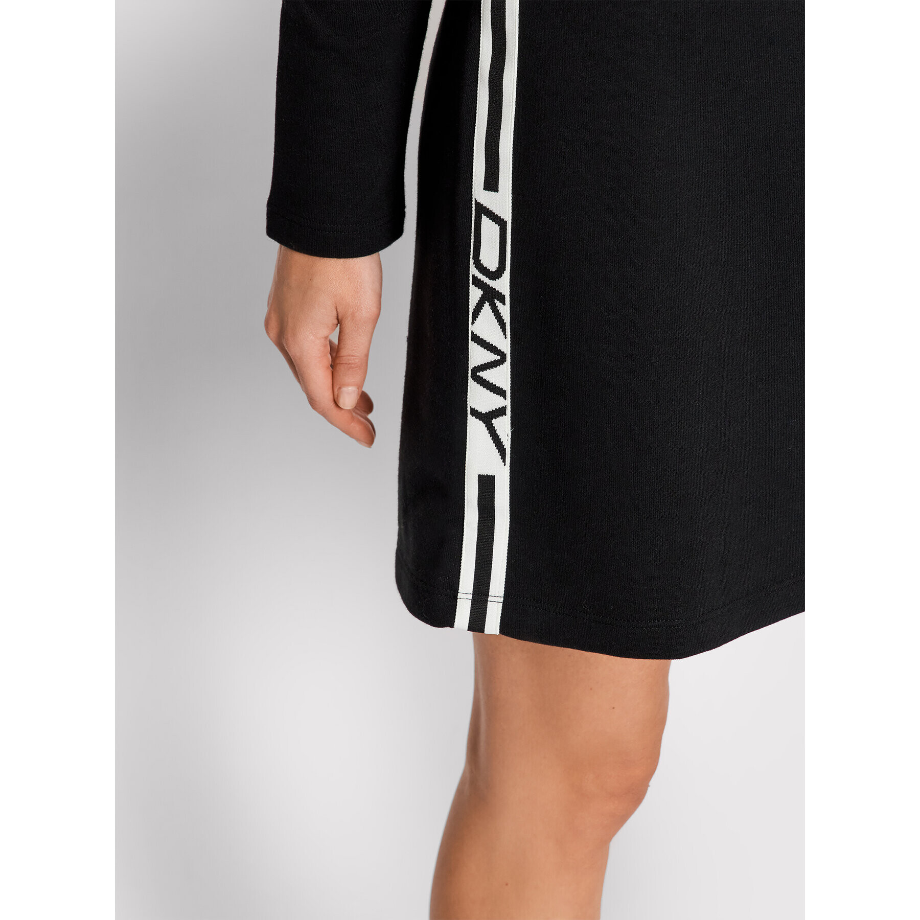 DKNY Pletena obleka DD1GD247 Črna Regular Fit - Pepit.si