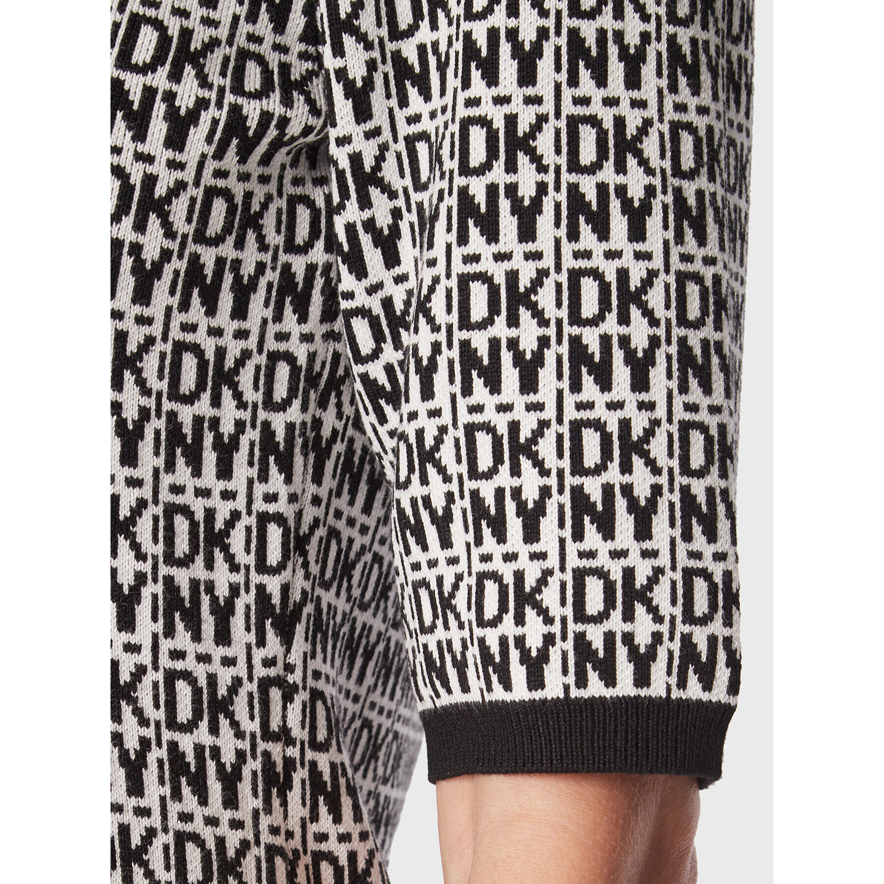 DKNY Pletena obleka DD2GR254 Bela Regular Fit - Pepit.si