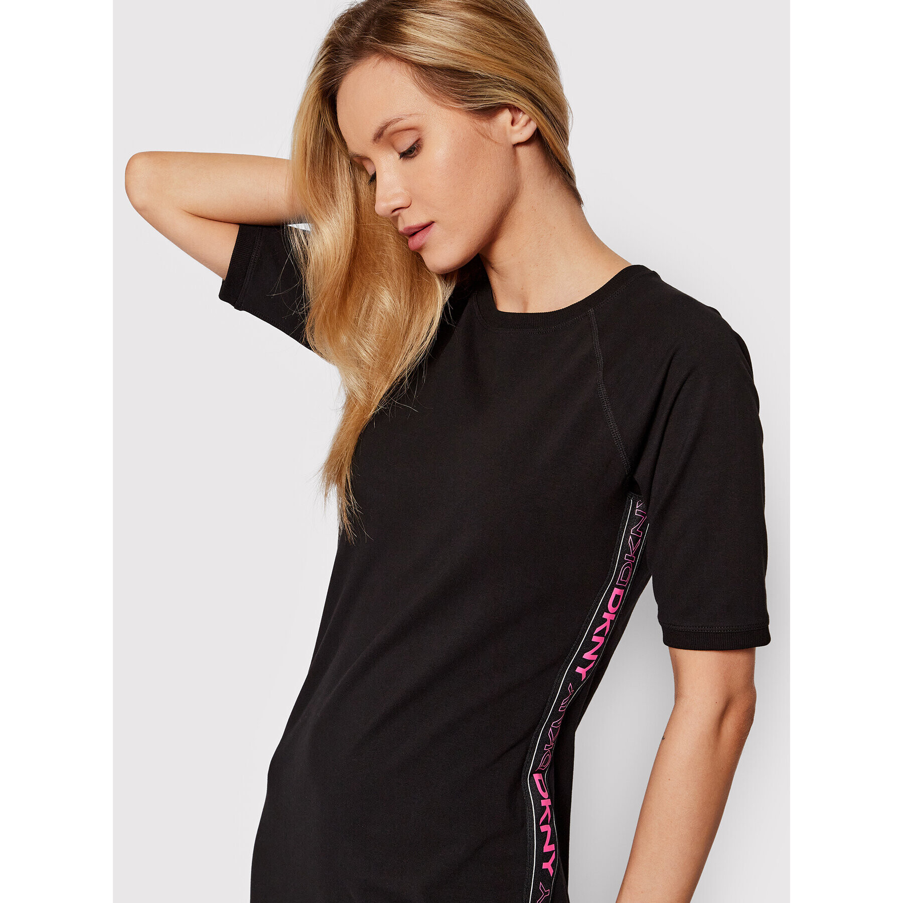 DKNY Sport Vsakodnevna obleka DP1D4481 Črna Regular Fit - Pepit.si