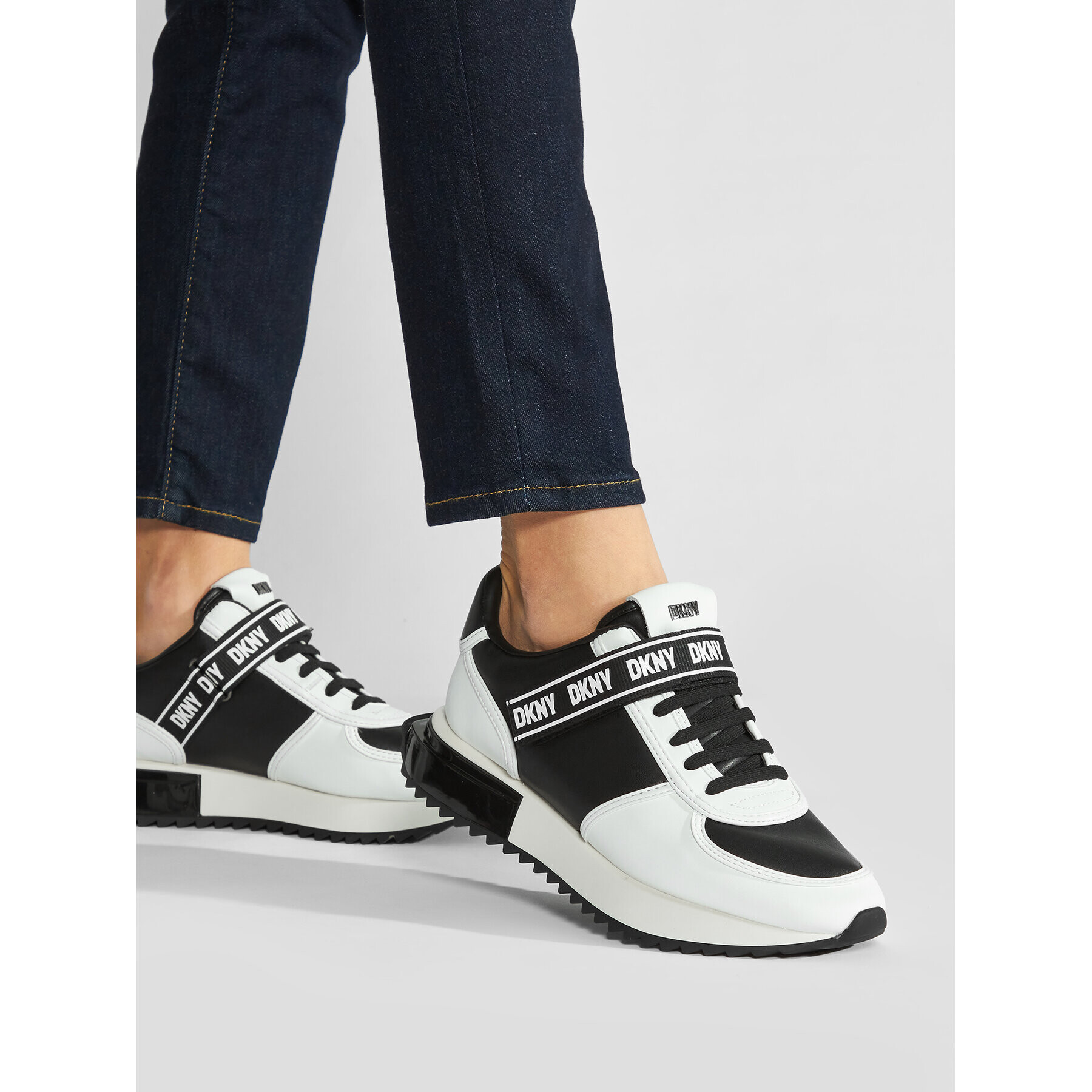 DKNY Superge Pamm-Lace Up K3249681 Črna - Pepit.si