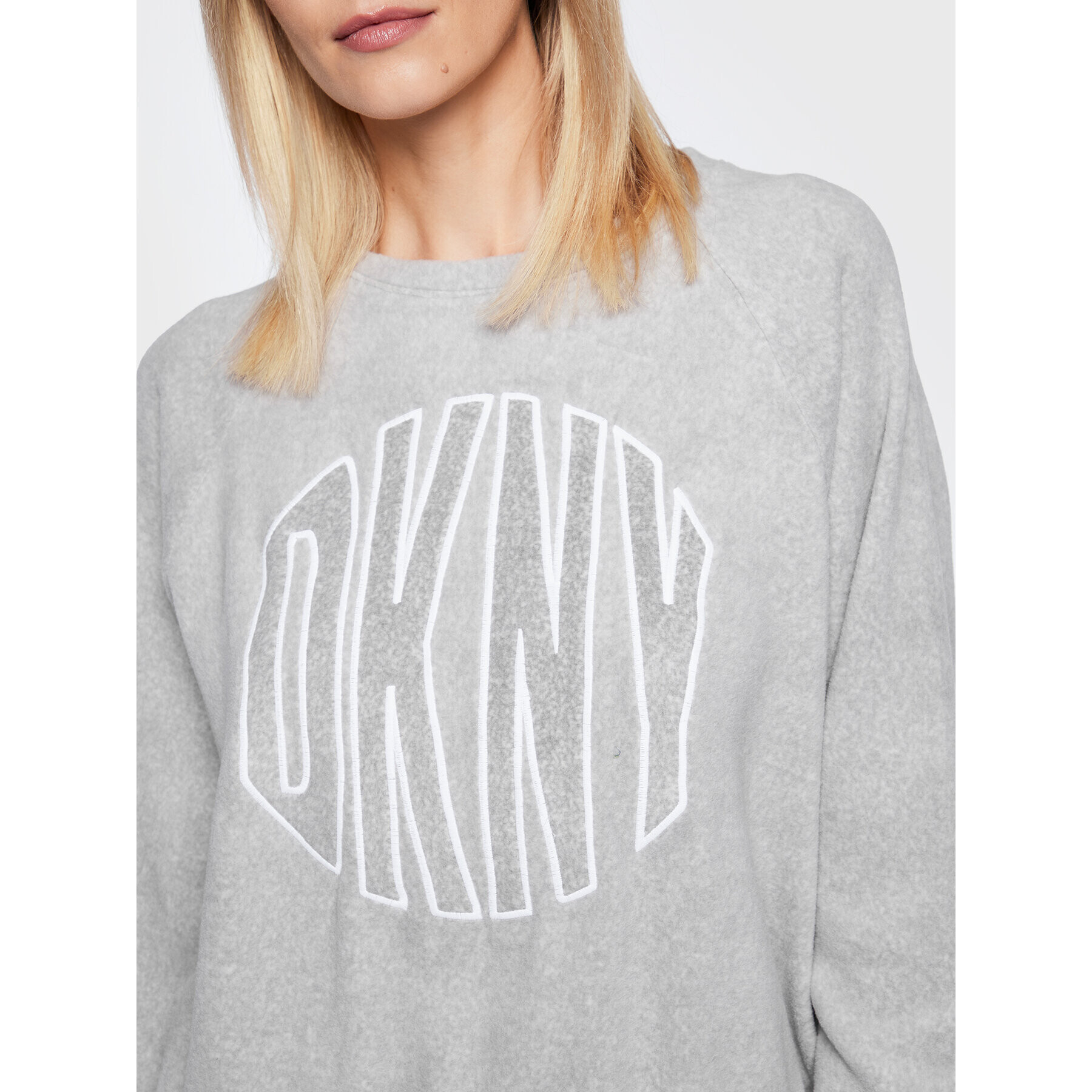 DKNY Trenirka YI2822595 Siva Regular Fit - Pepit.si