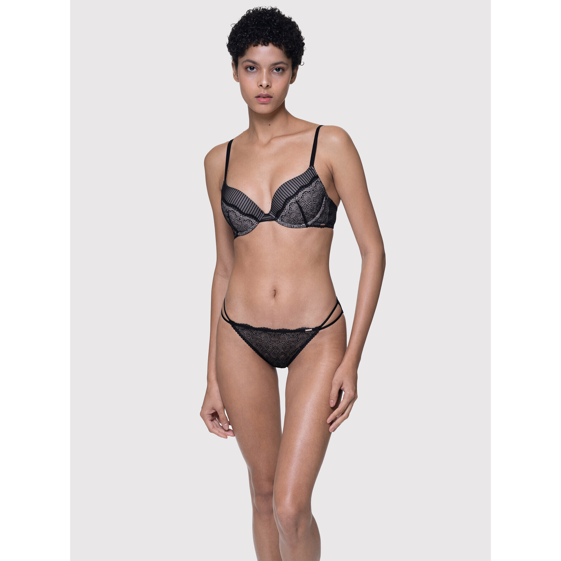 Dorina Push-Up nedrček Solana D001571LA032 Črna - Pepit.si